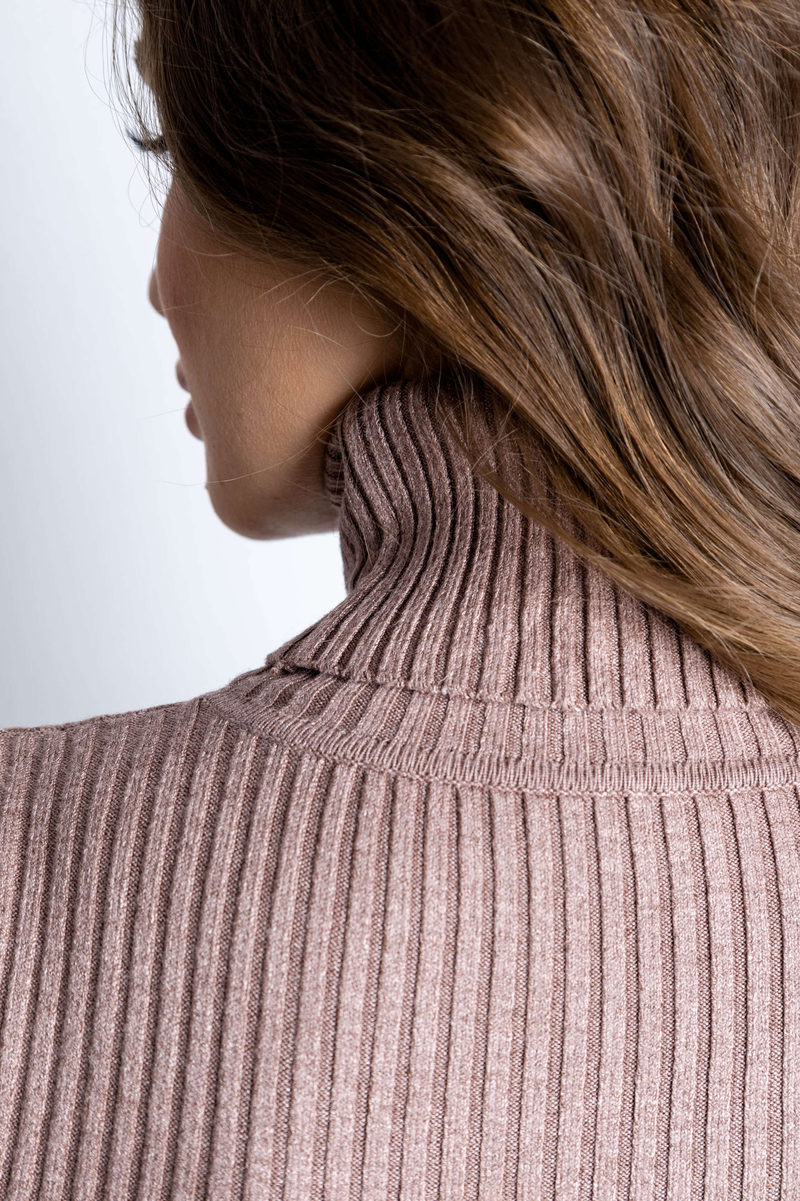 Эффектная съемка для маркетплейсов с фокусом на привлекательную визуализацию