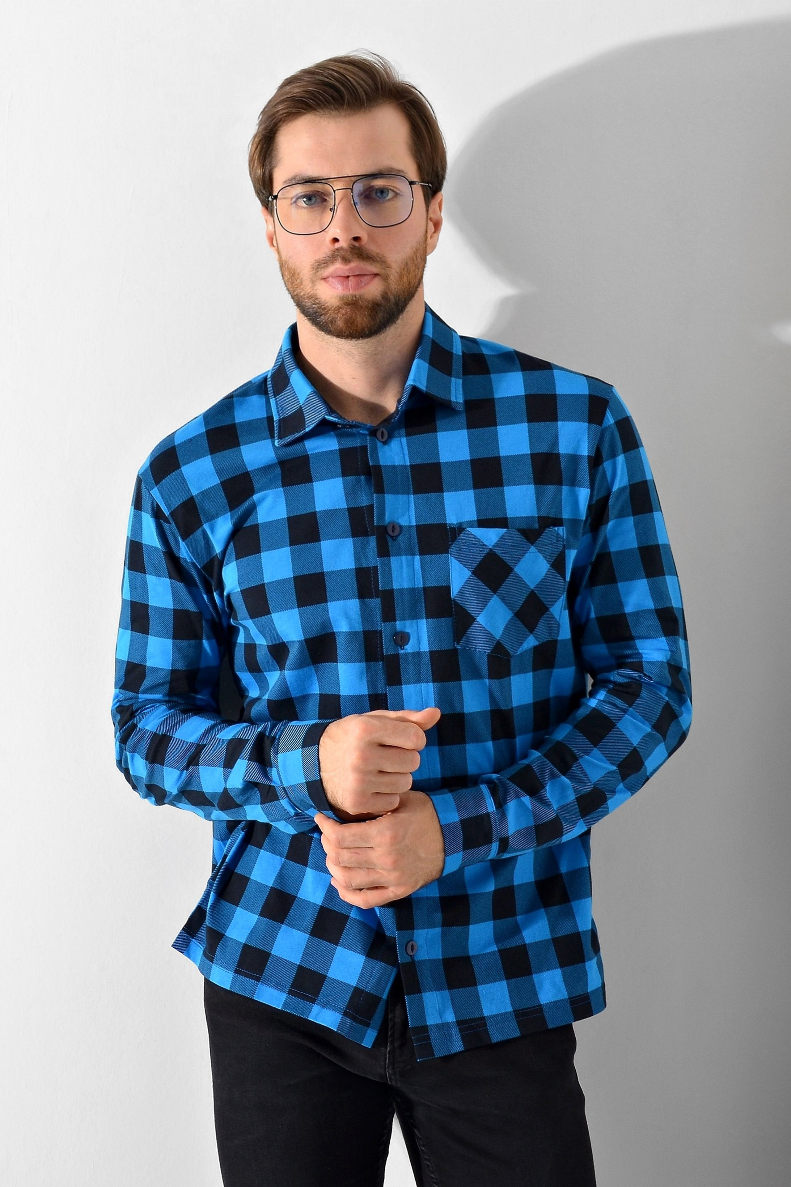 Модель для предметной съемки Евгений id 11156 Москва| Sale Easy