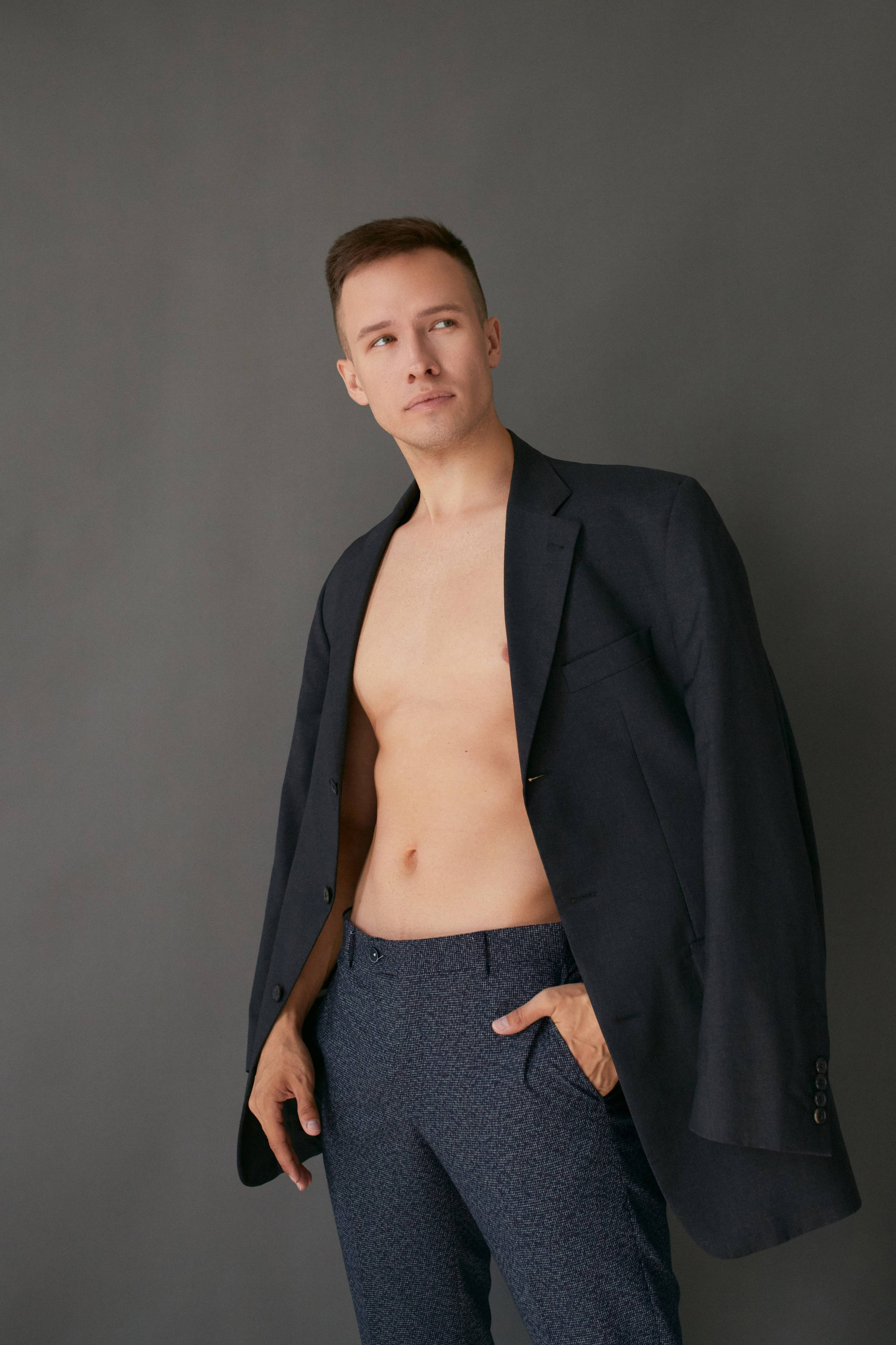 Модель для предметной съемки Роман id 29 031 С.-Пб| Sale Easy