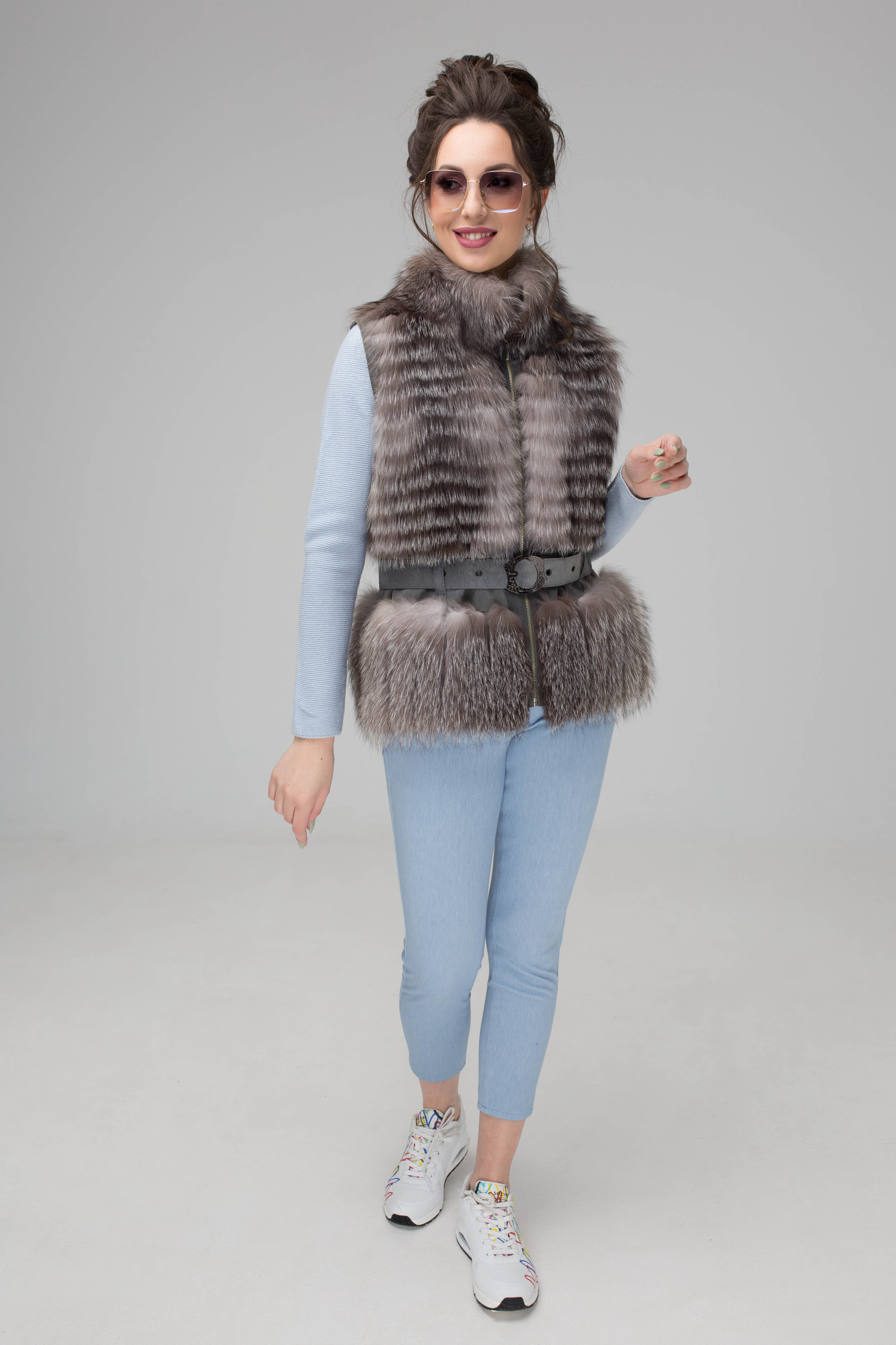 Модель для предметной съемки Юлия 9 Н.Новгород | Sale Easy