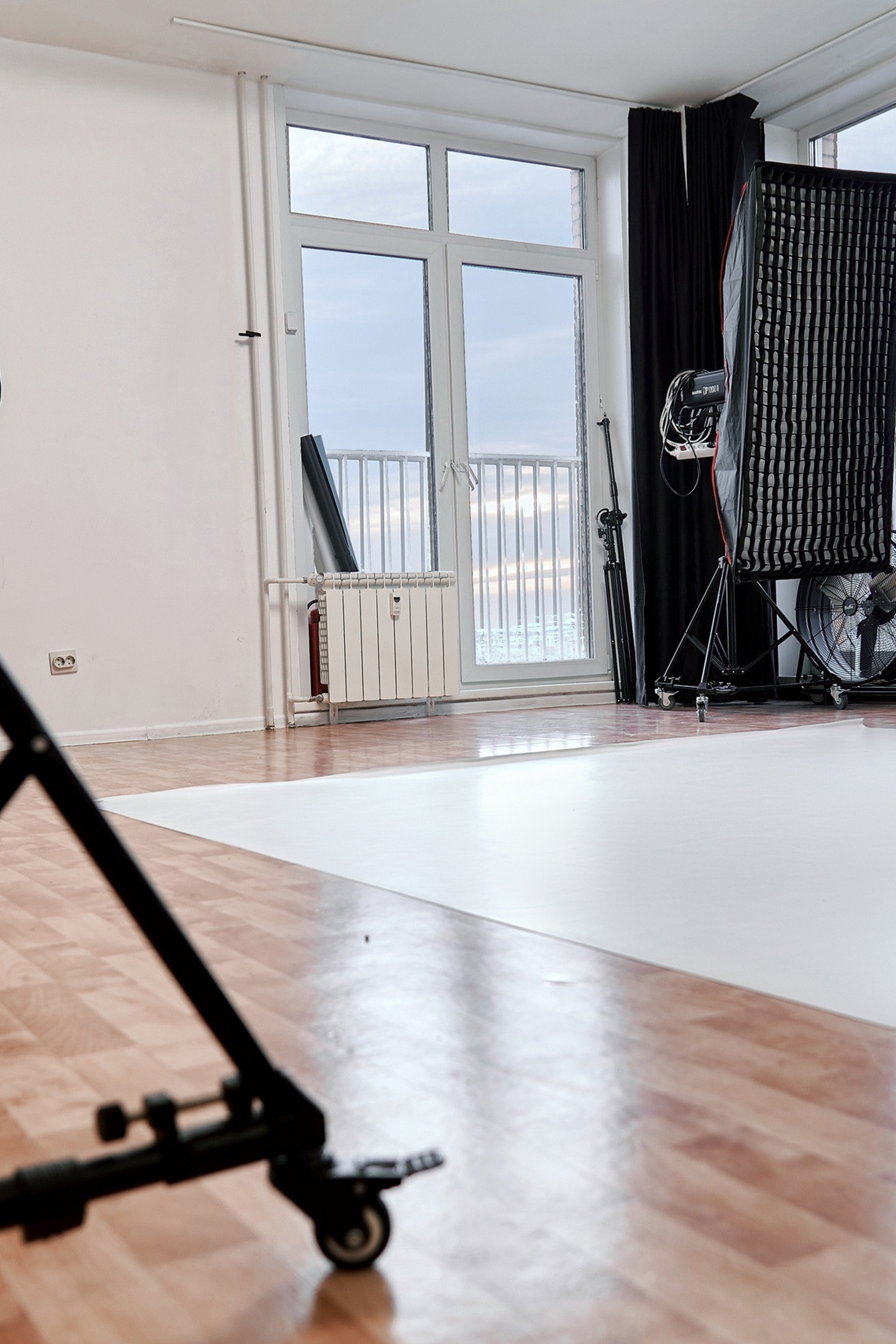 Студия RoRo для предметной съемки Красноярск|Sale Easy