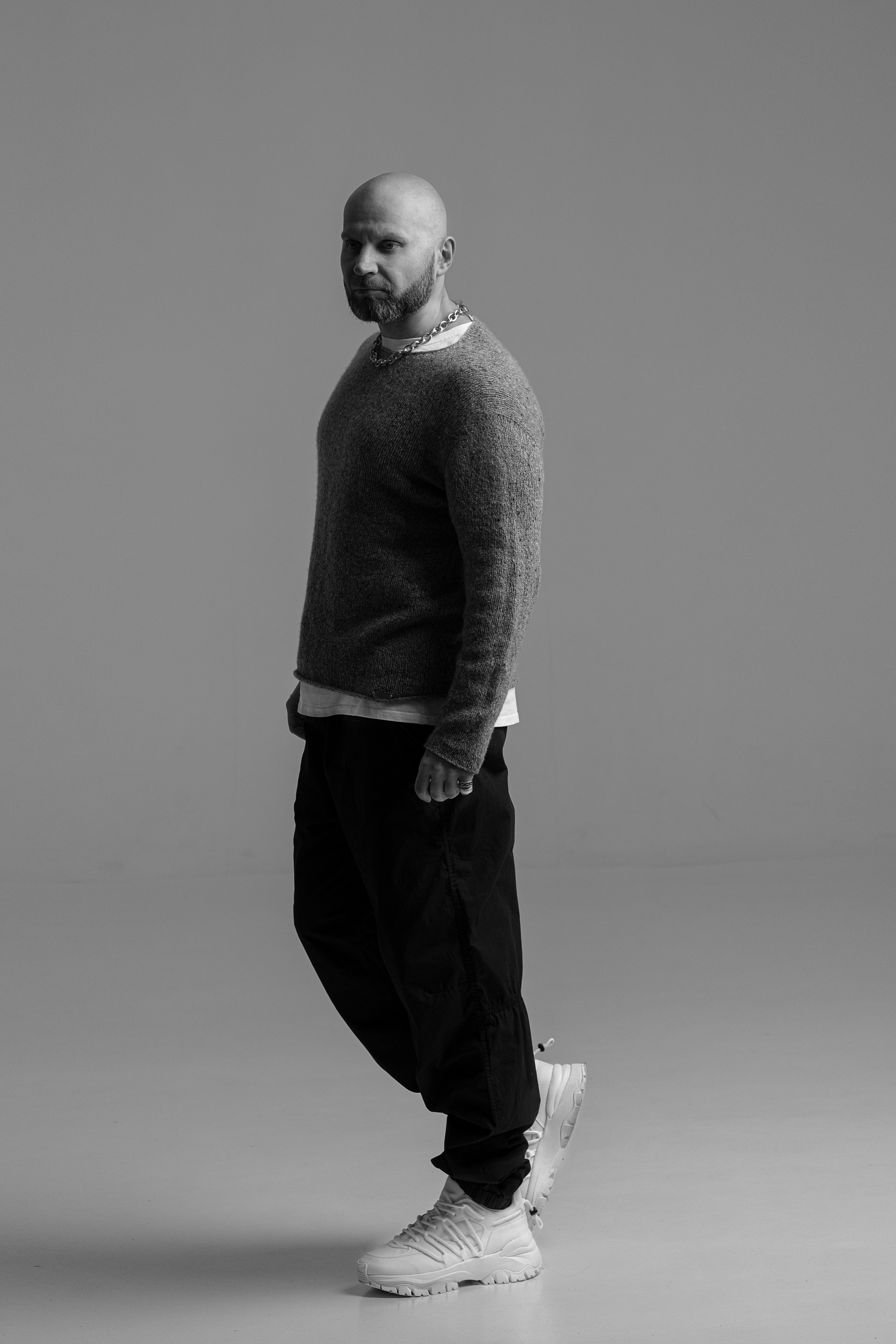 Модель для предметной съемки Алексей Г. Москва | Sale Easy