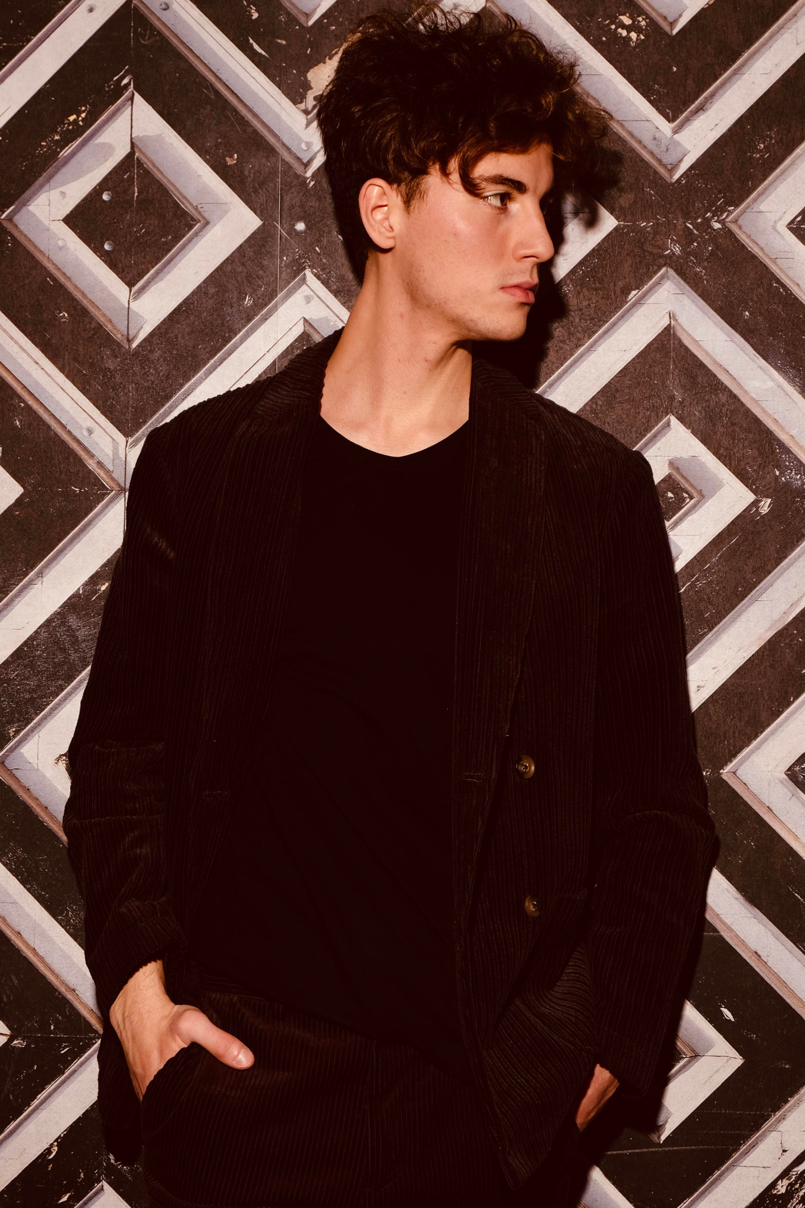 Модель для съемки на маркетплейсы Адель А Казань| Sale Easy