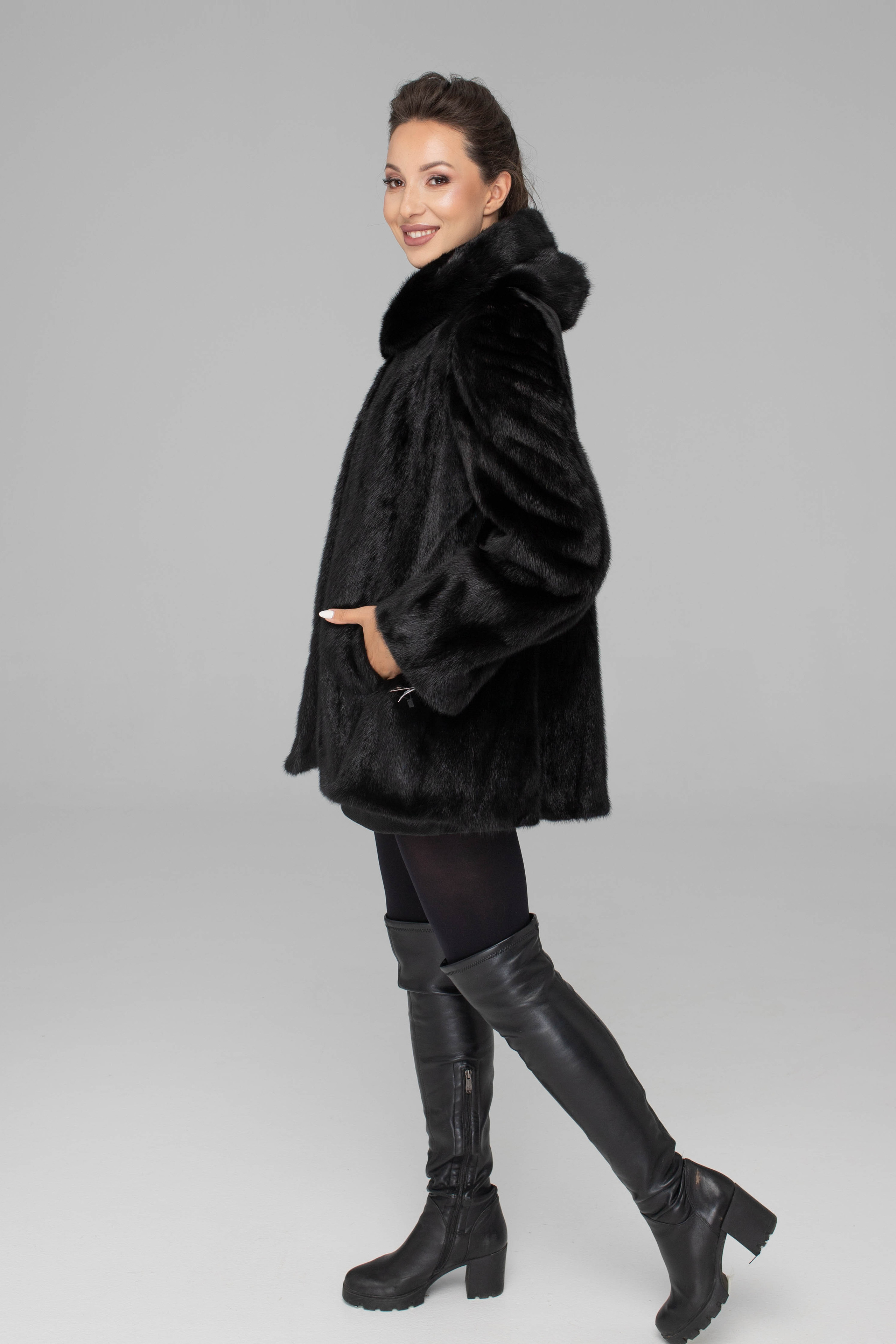 Портфолио. Фото женской одежды для маркетплейсов | Sale Easy