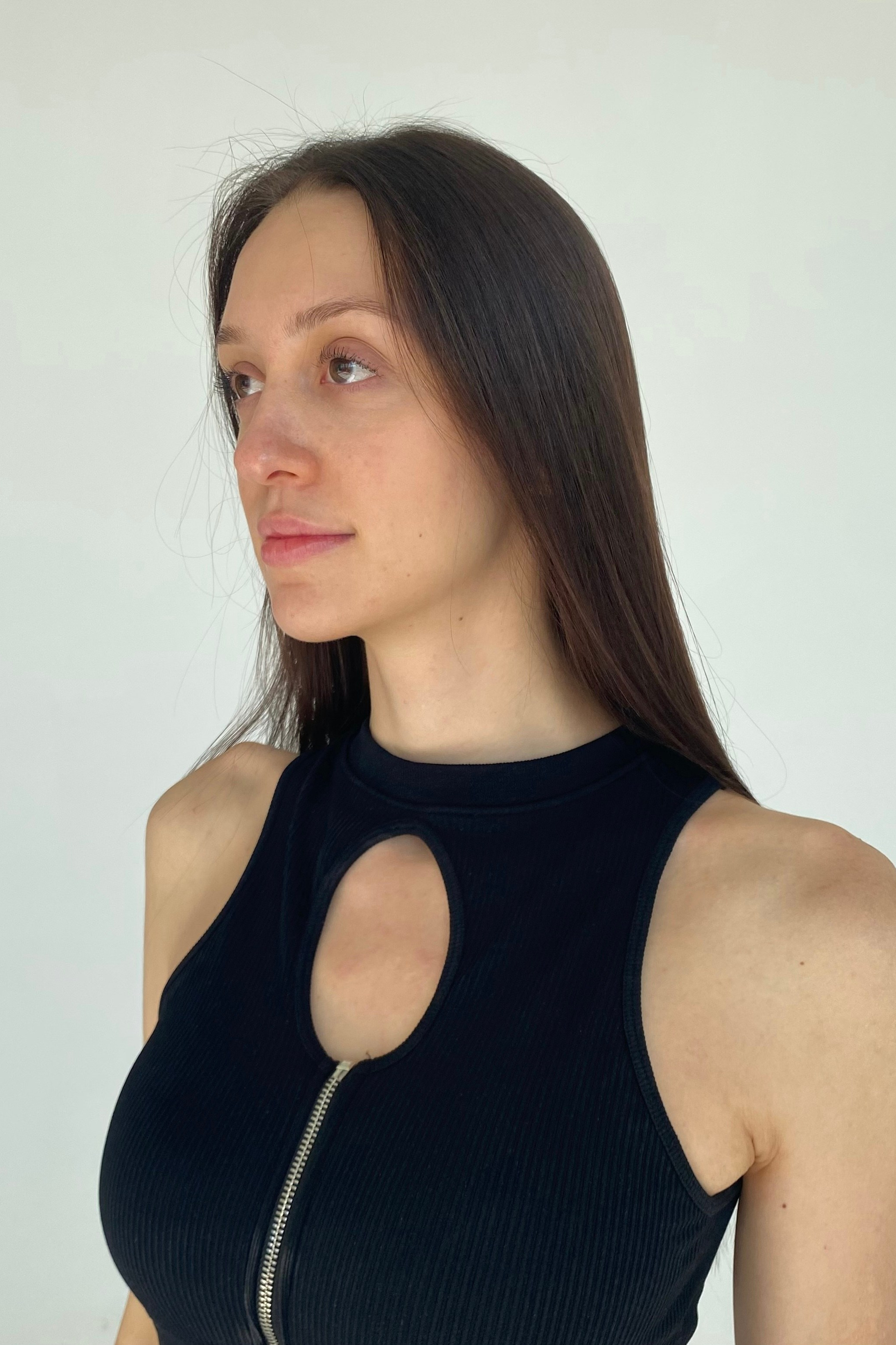 Модель для предметной съемки Юлия А. Н.Новгород| Sale Easy