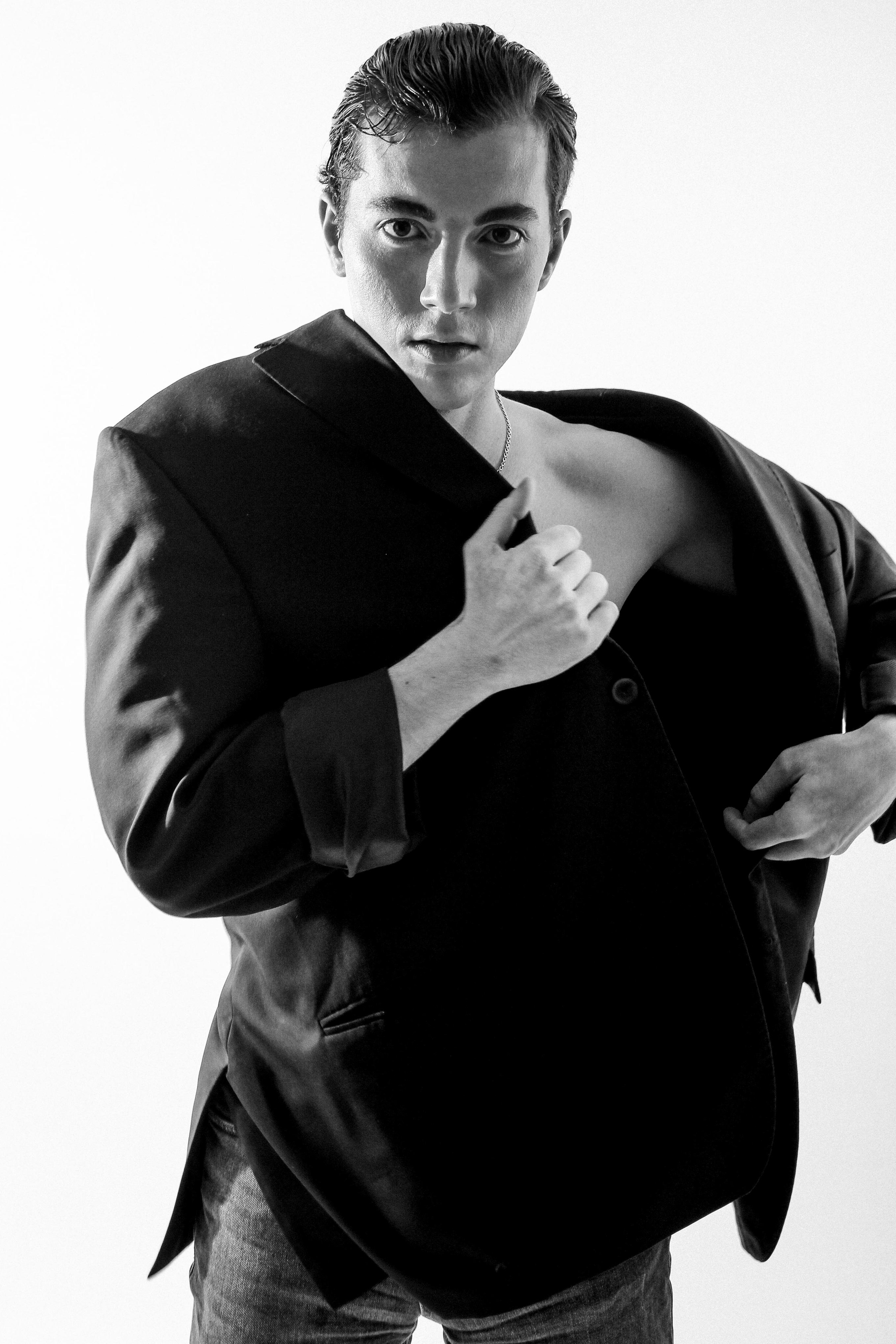 Модель для съемки на маркетплейсы Адель А Казань| Sale Easy