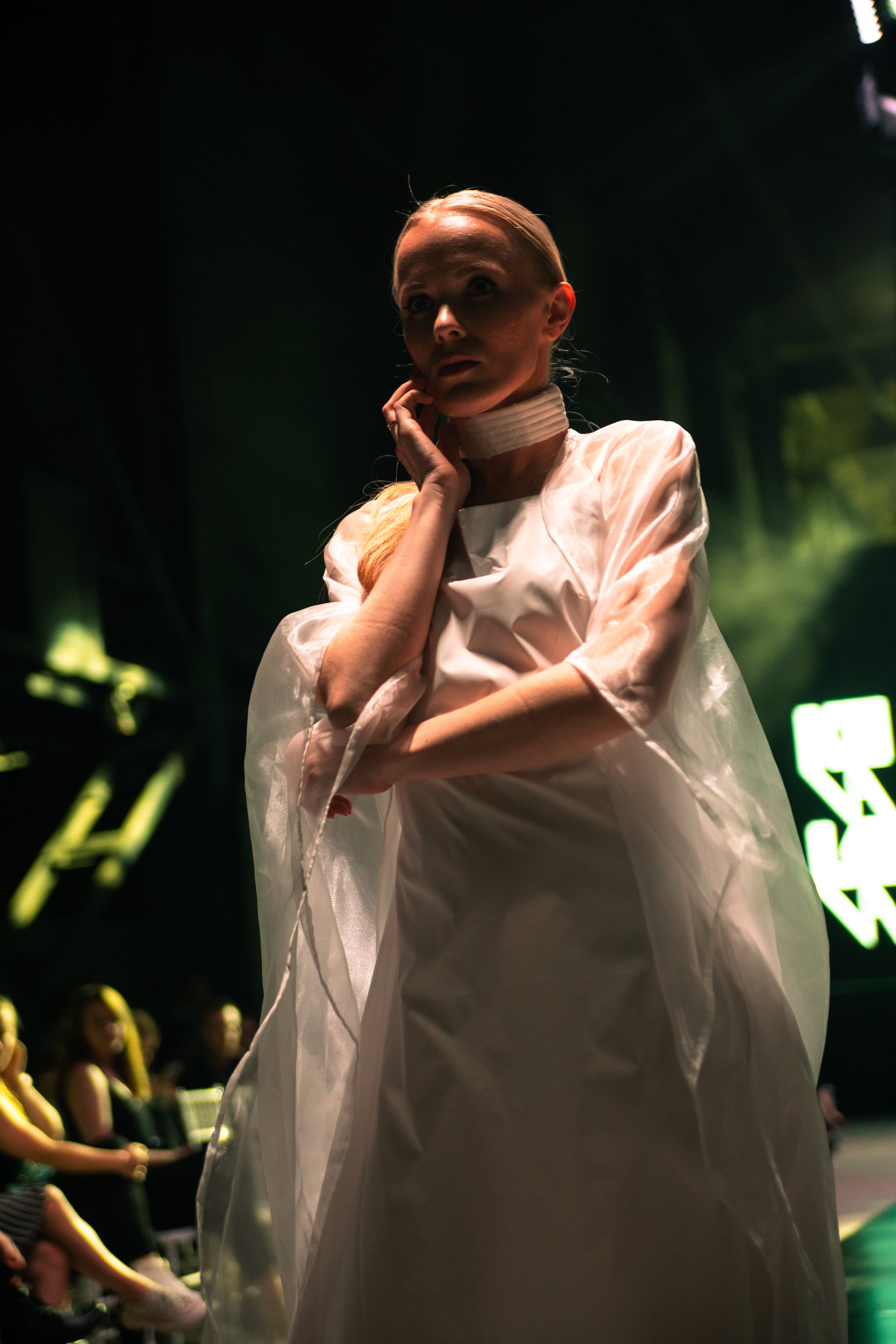 Модель для предметной съемки Кристина 6 Н.Новгород | Sale Easy