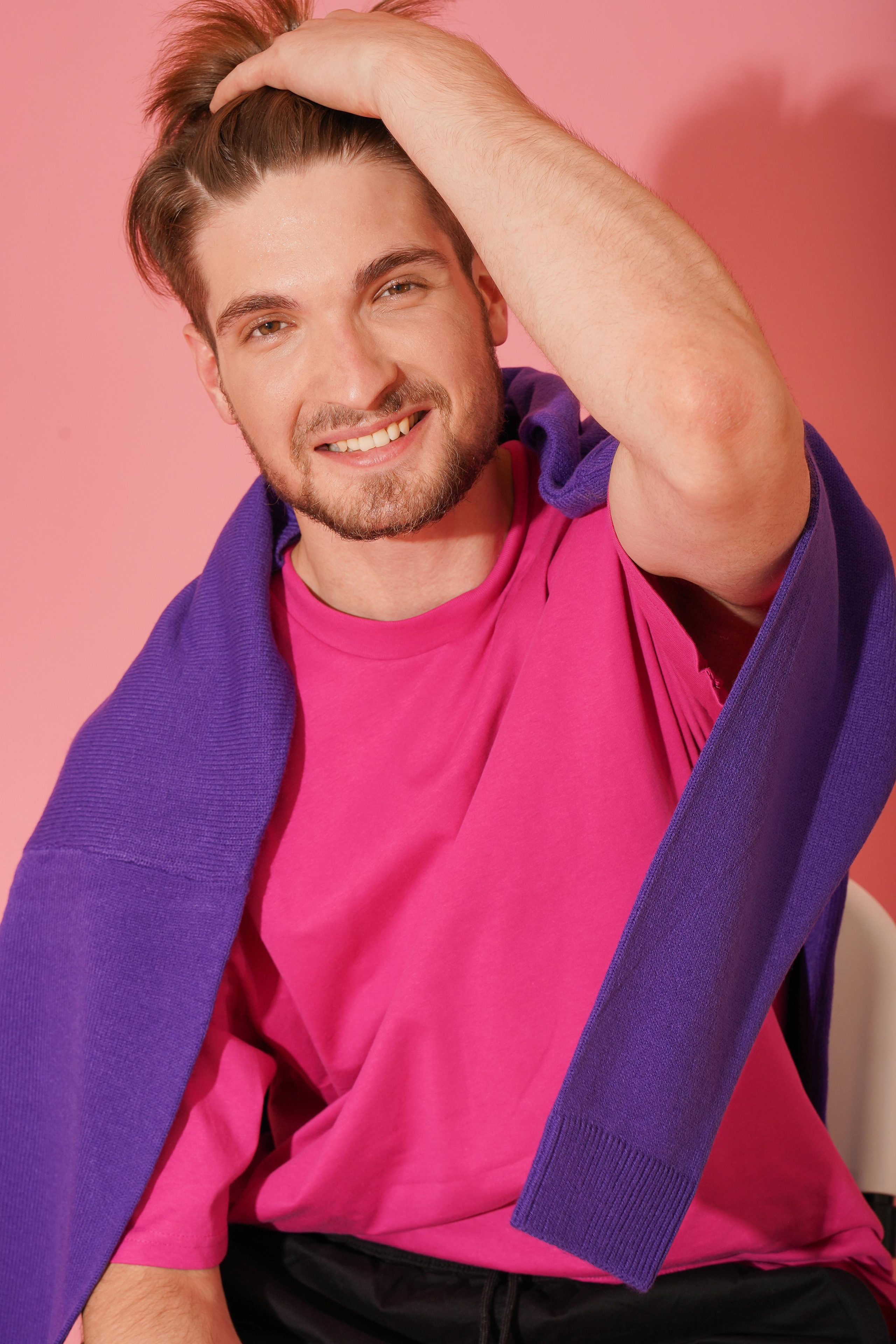 Модель для предметной съемки  Тимофей Сочи| Sale Easy