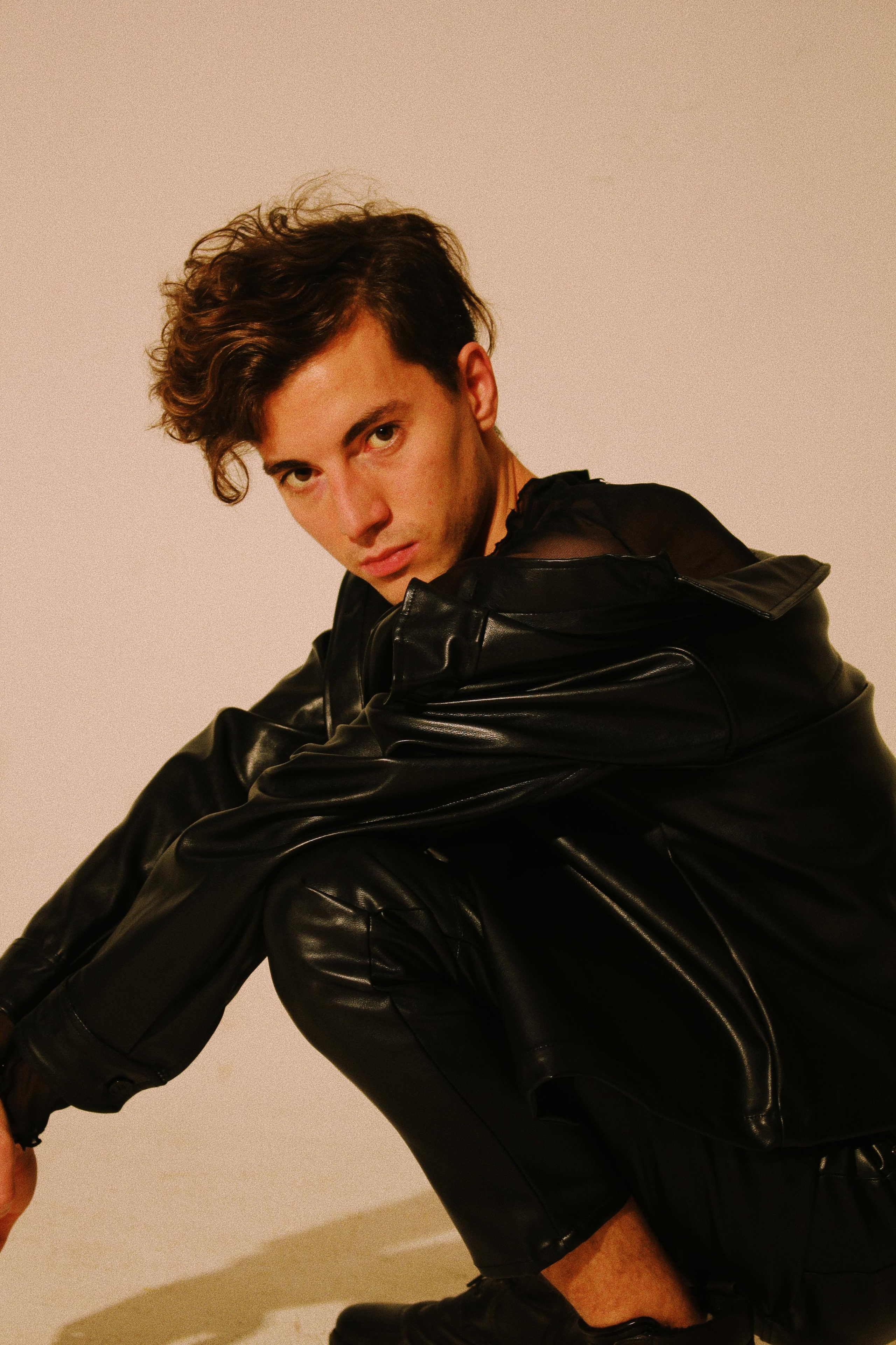 Модель для съемки на маркетплейсы Адель А Казань| Sale Easy