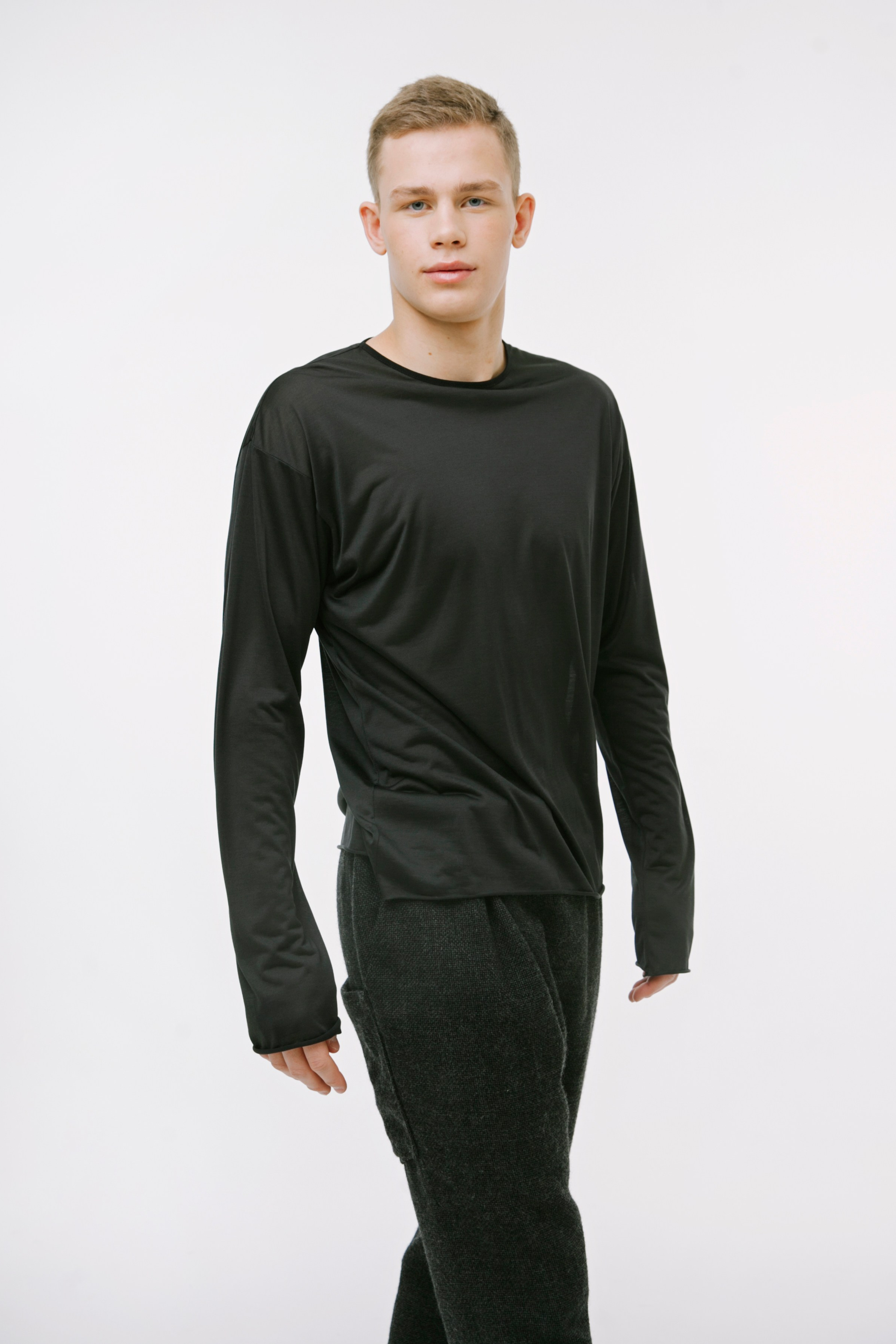 Модель для предметной съемки Герман id 29 034 С.-Пб| Sale Easy