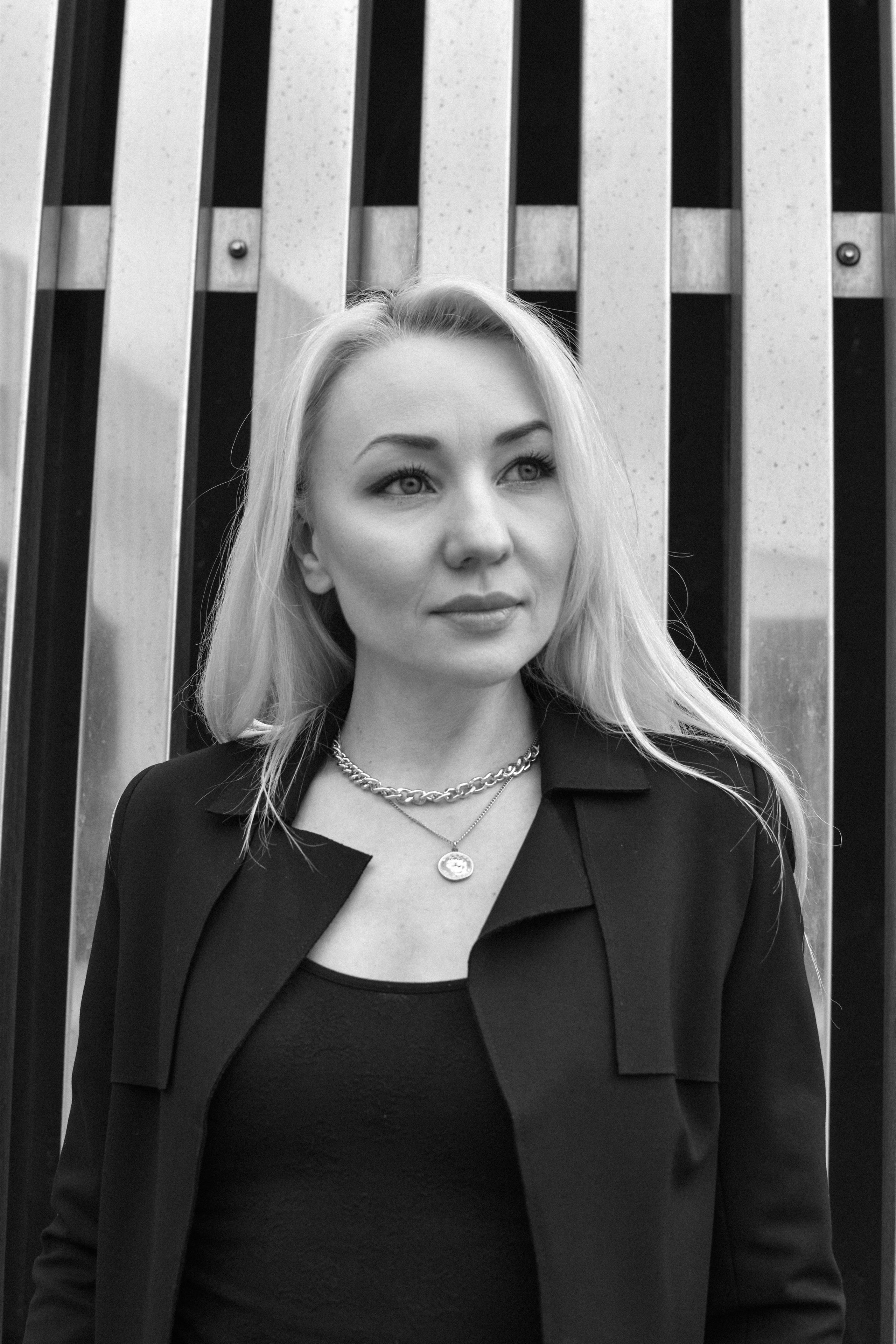 Модель для предметной съемки Мария Л. Москва| Sale Easy