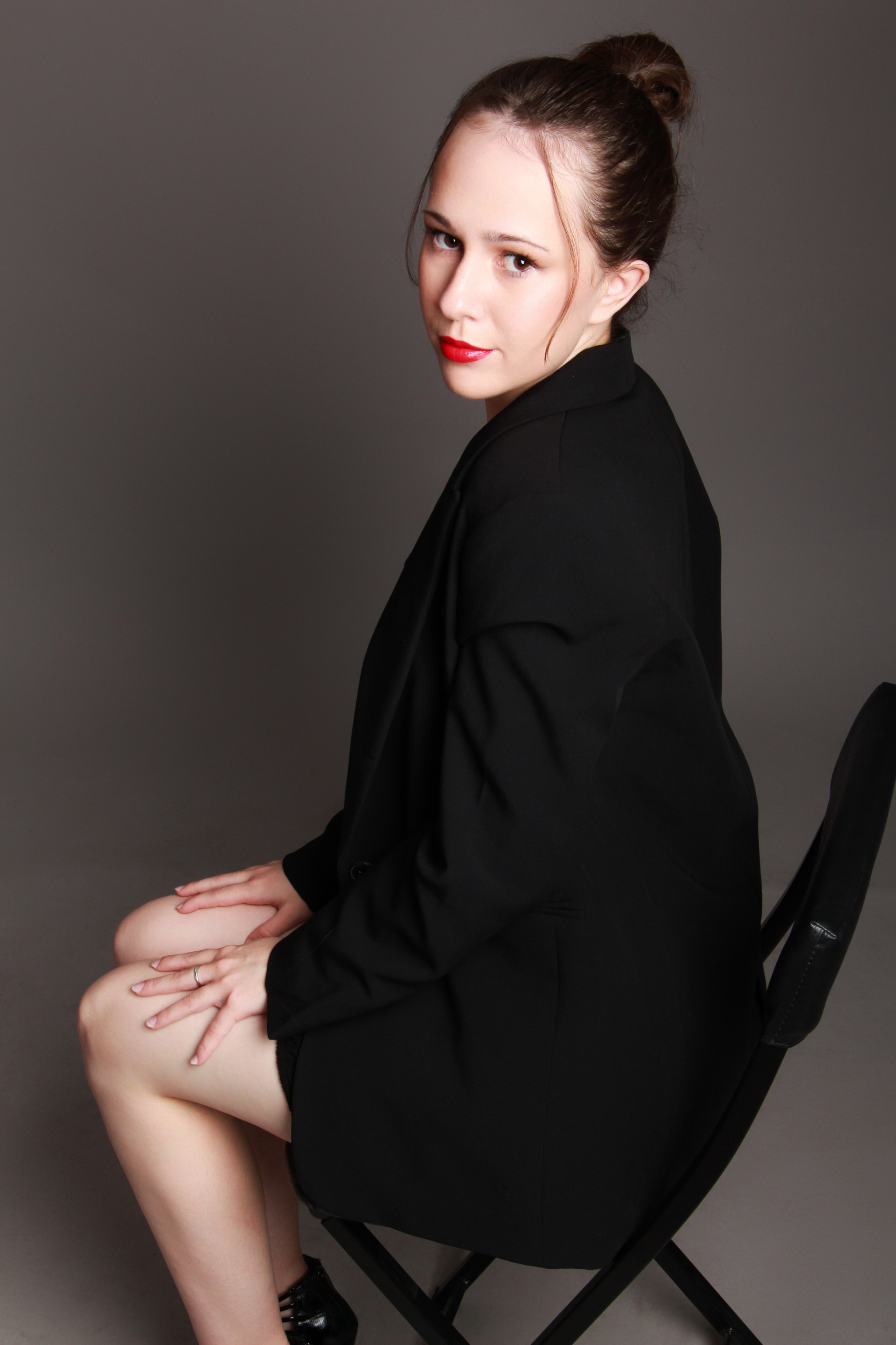 Модель для предметной съемки Валерия Г Новосибирск| Sale Easy