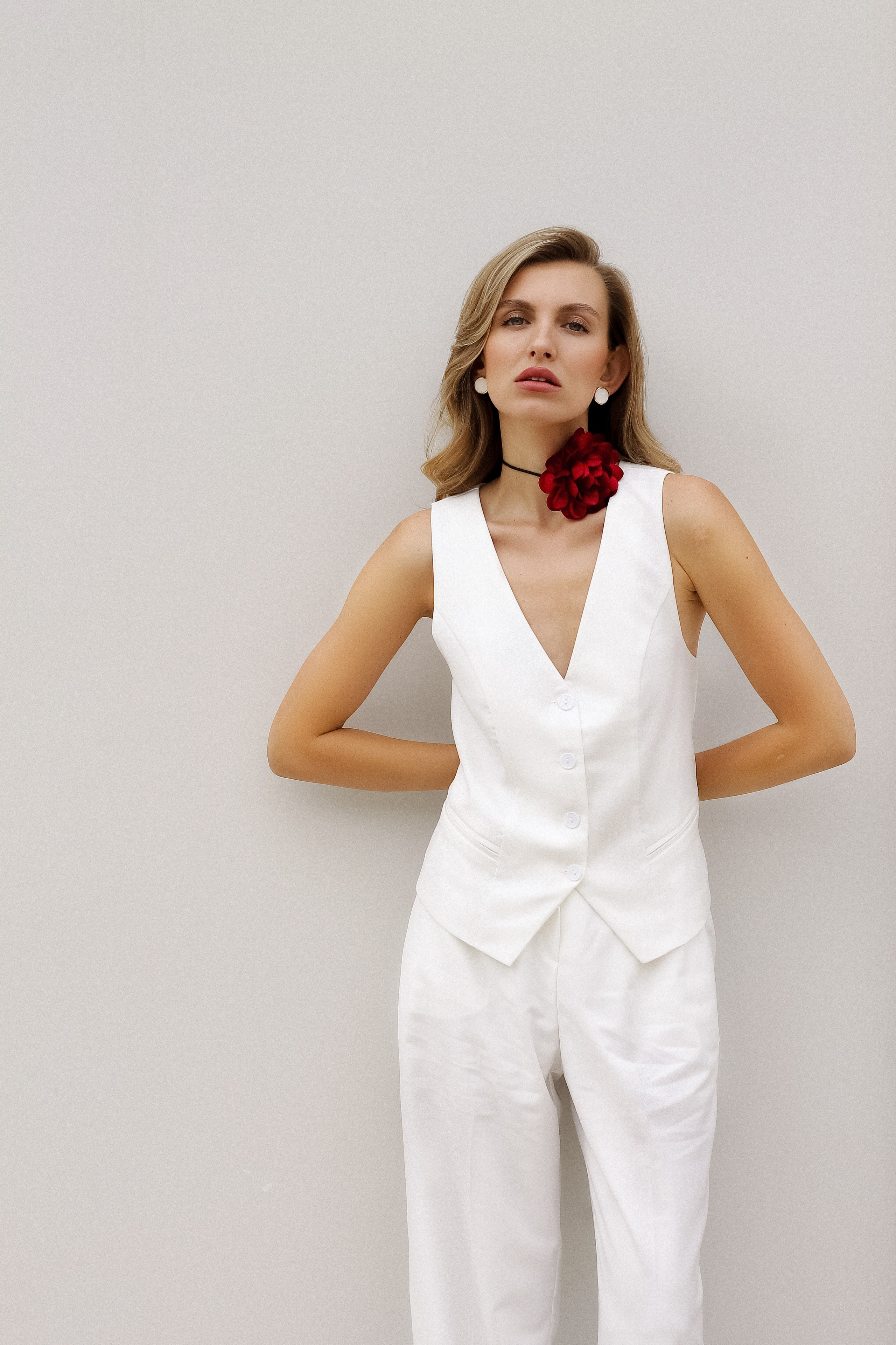 Модель для предметной съемки Юлия С. Москва| Sale Easy