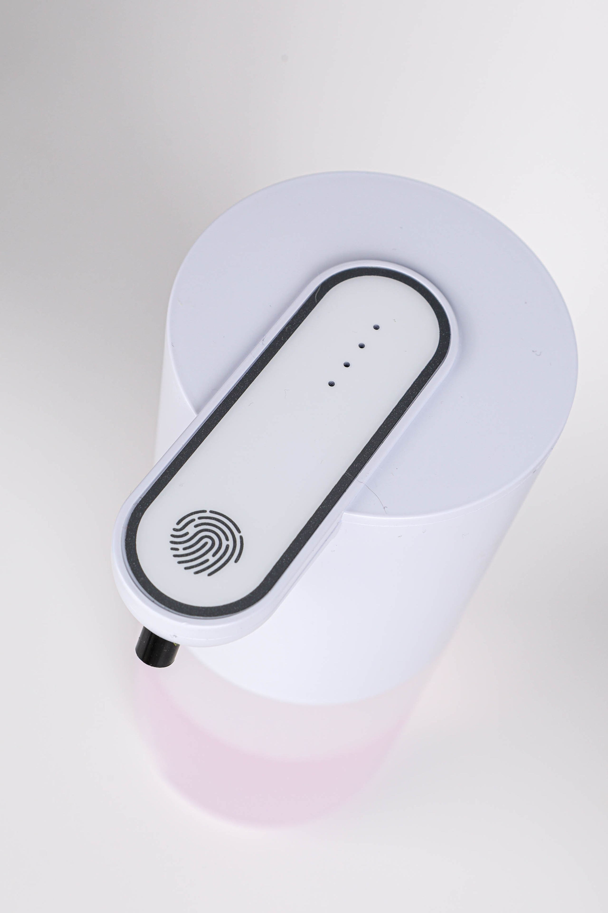 Предметная съемка техники для создания ярких и информативных фотографий.