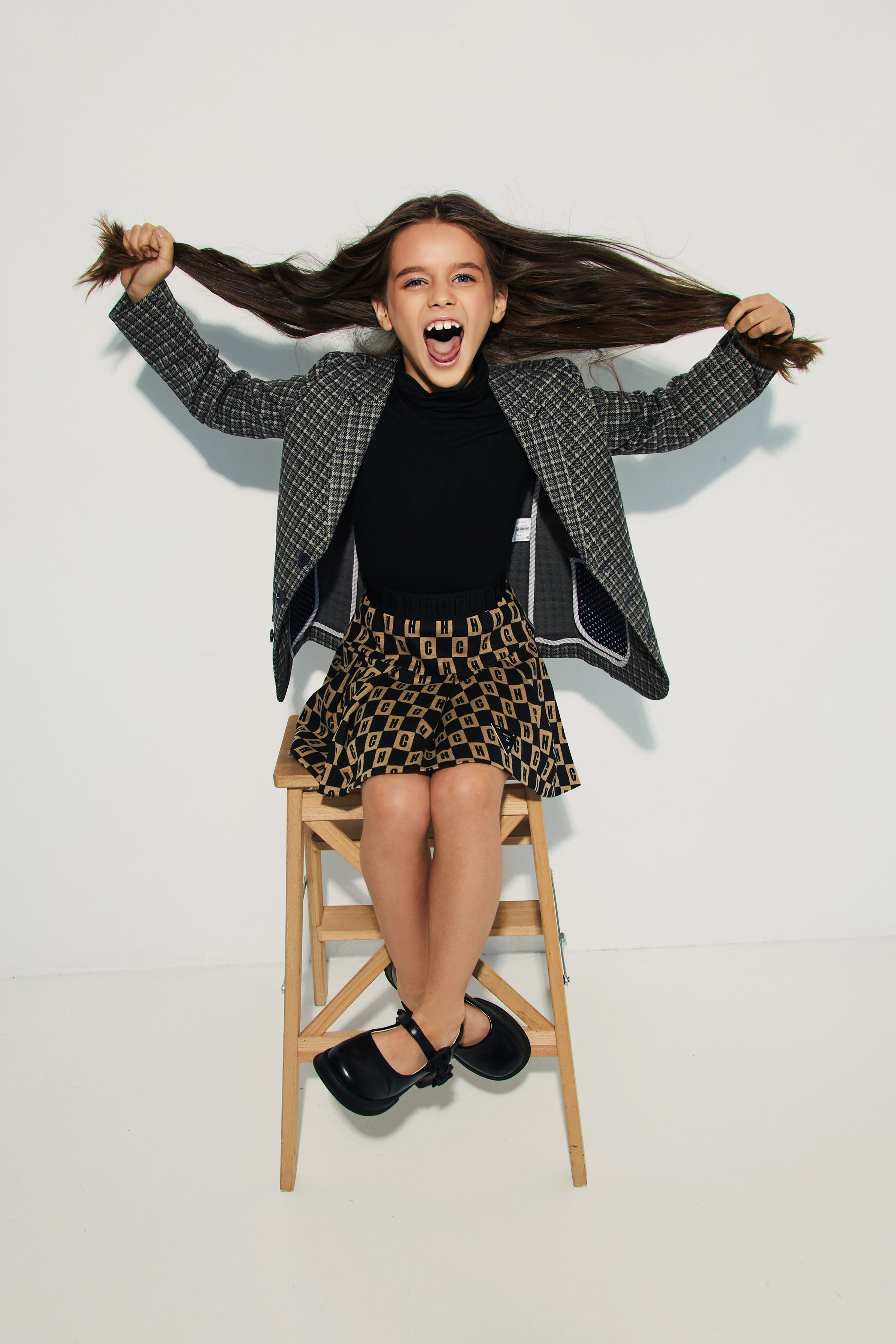 Модель для предметной съемки Виктория О. Н.Н.| Sale Easy