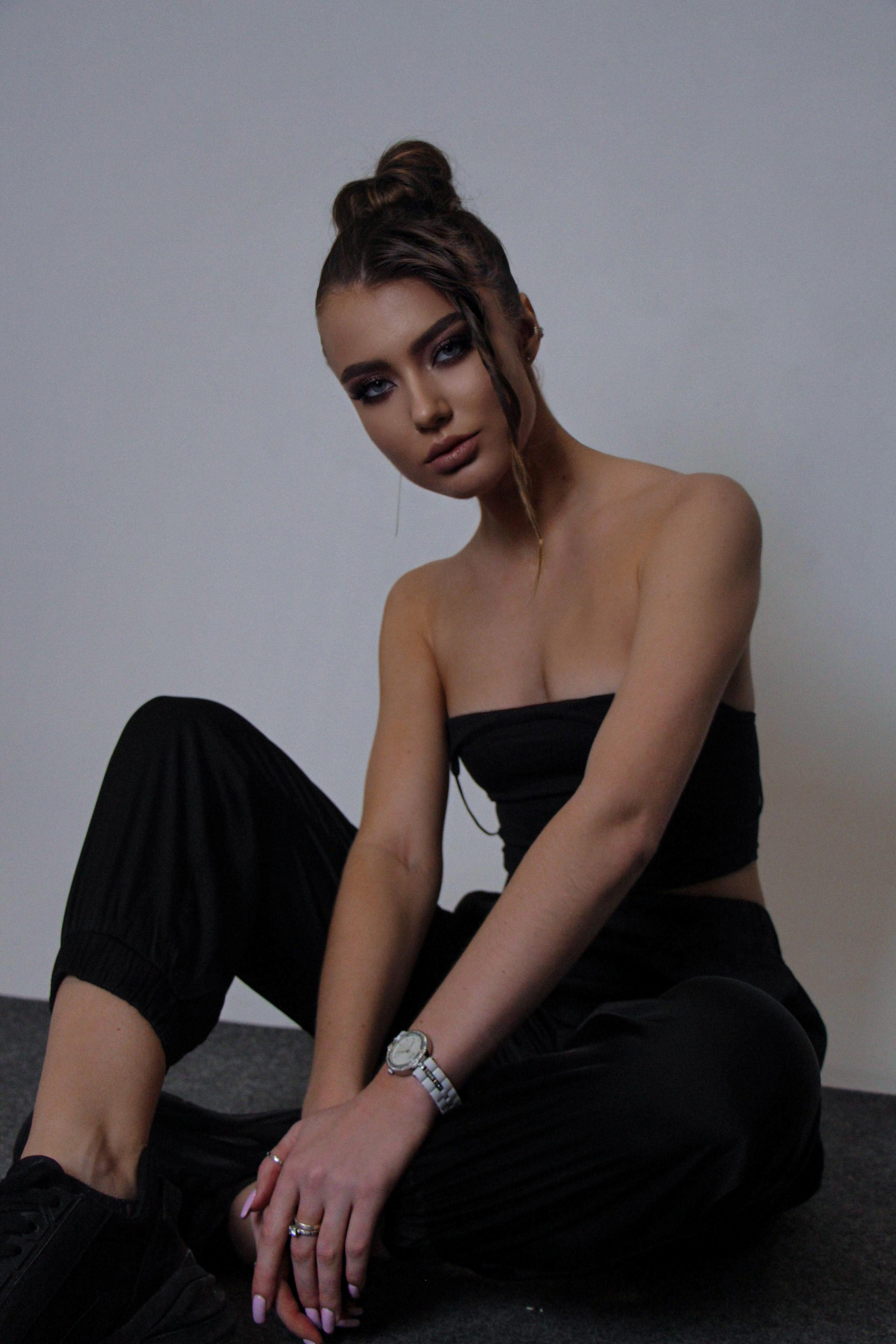 Модель для предметной съемки Дарья З. Москва| Sale Easy