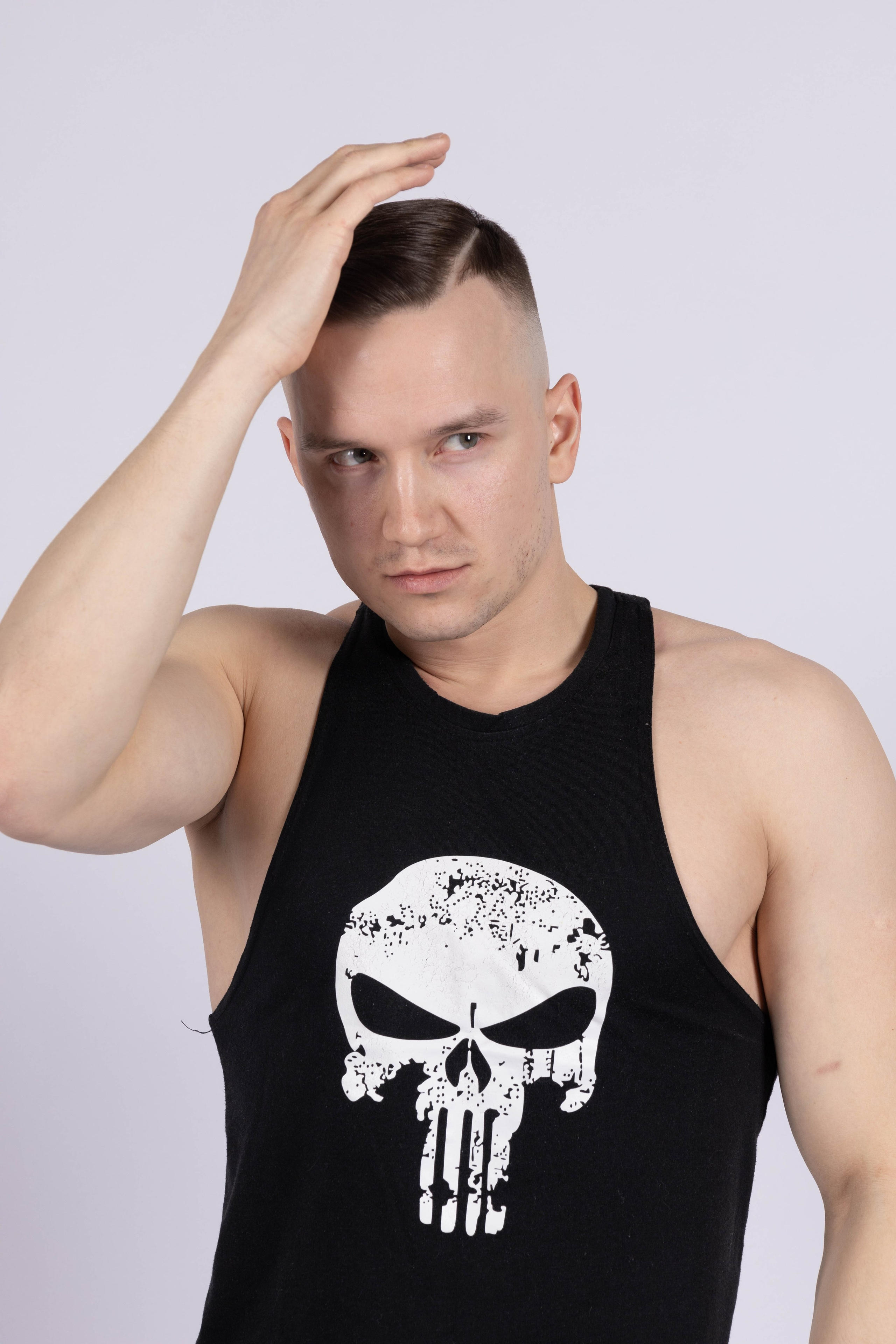 Модель для предметной съемки Михаил Москва| Sale Easy