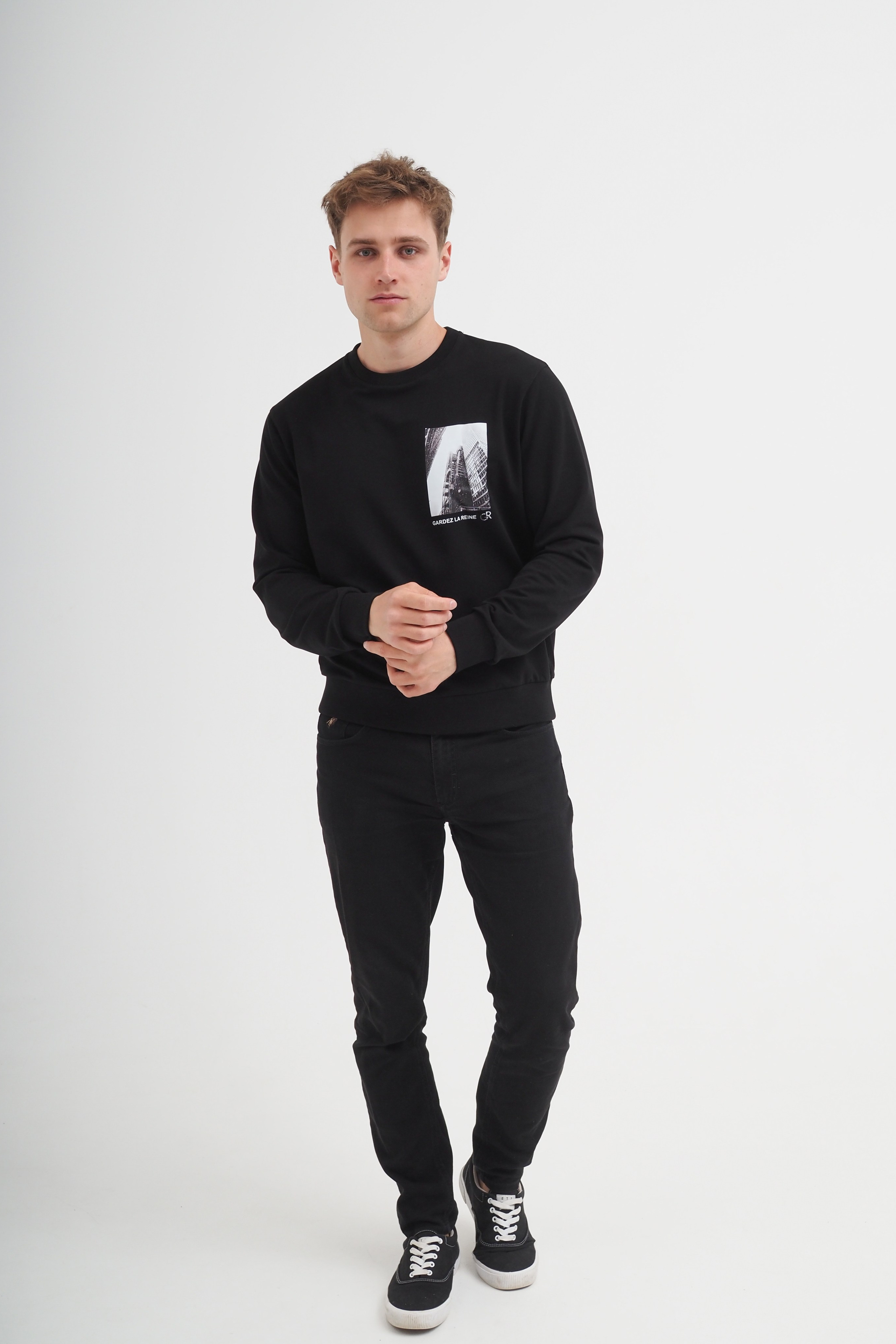 Модель для предметной съемки Игорь А Н.Новгород | Sale Easy