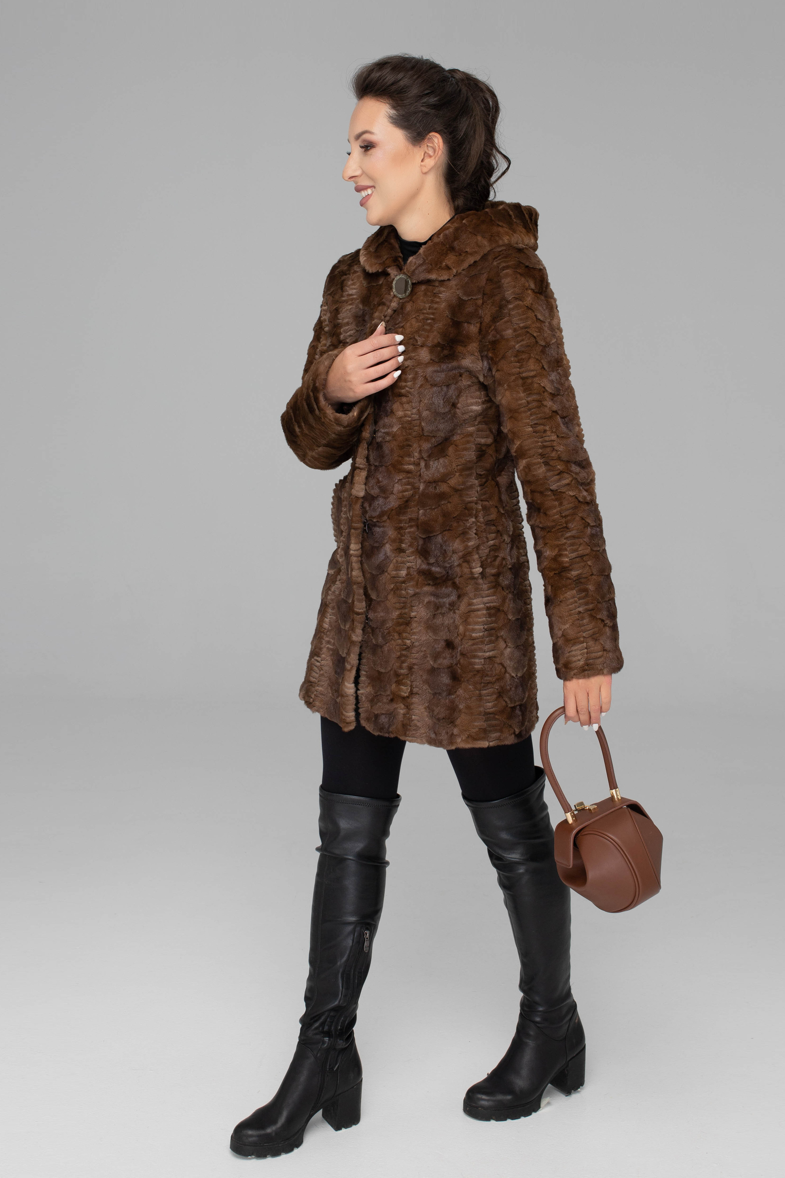 Портфолио. Фото женской одежды для маркетплейсов | Sale Easy