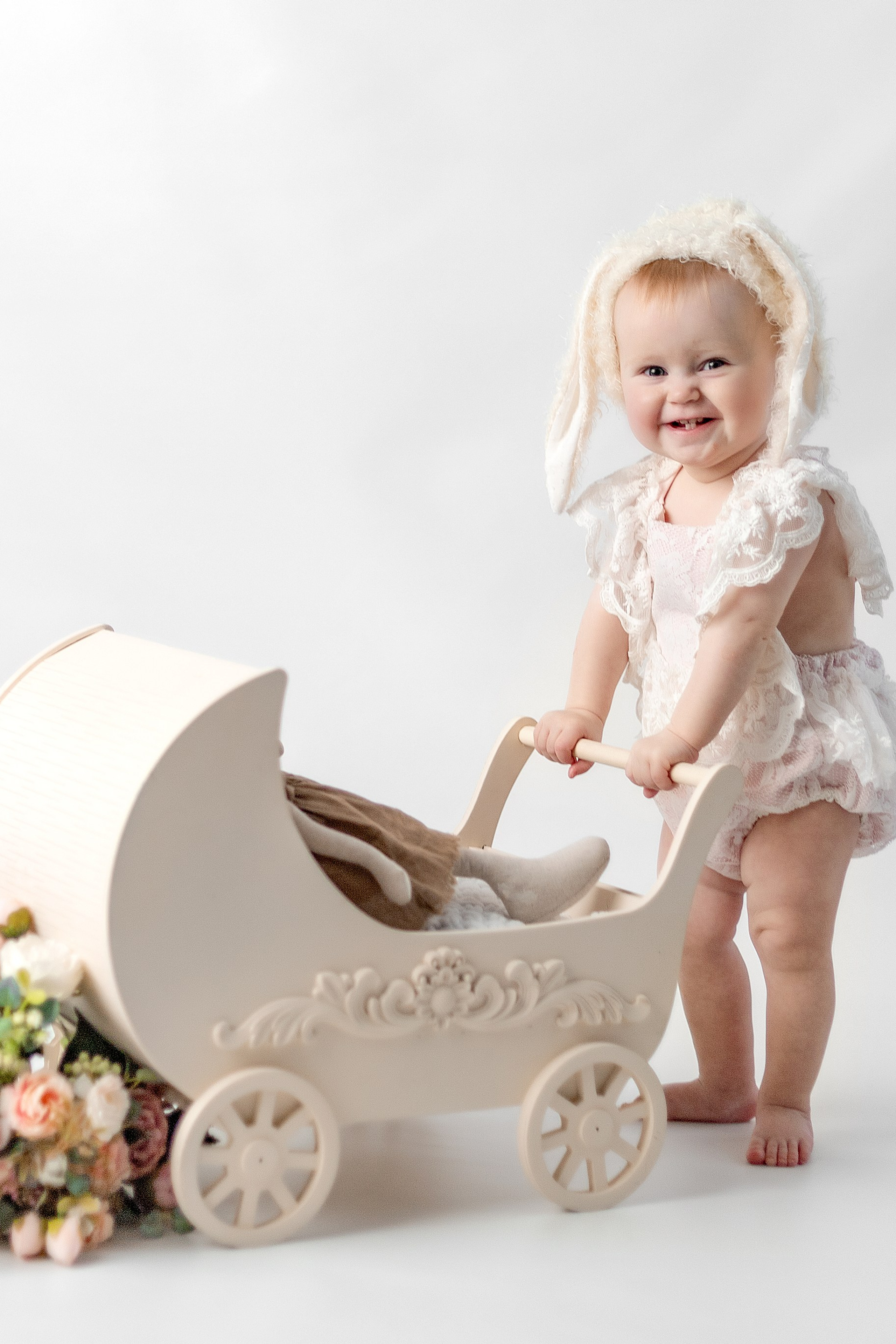 Модель девочка для предметной съемки Алиса К. Казань| Sale Easy