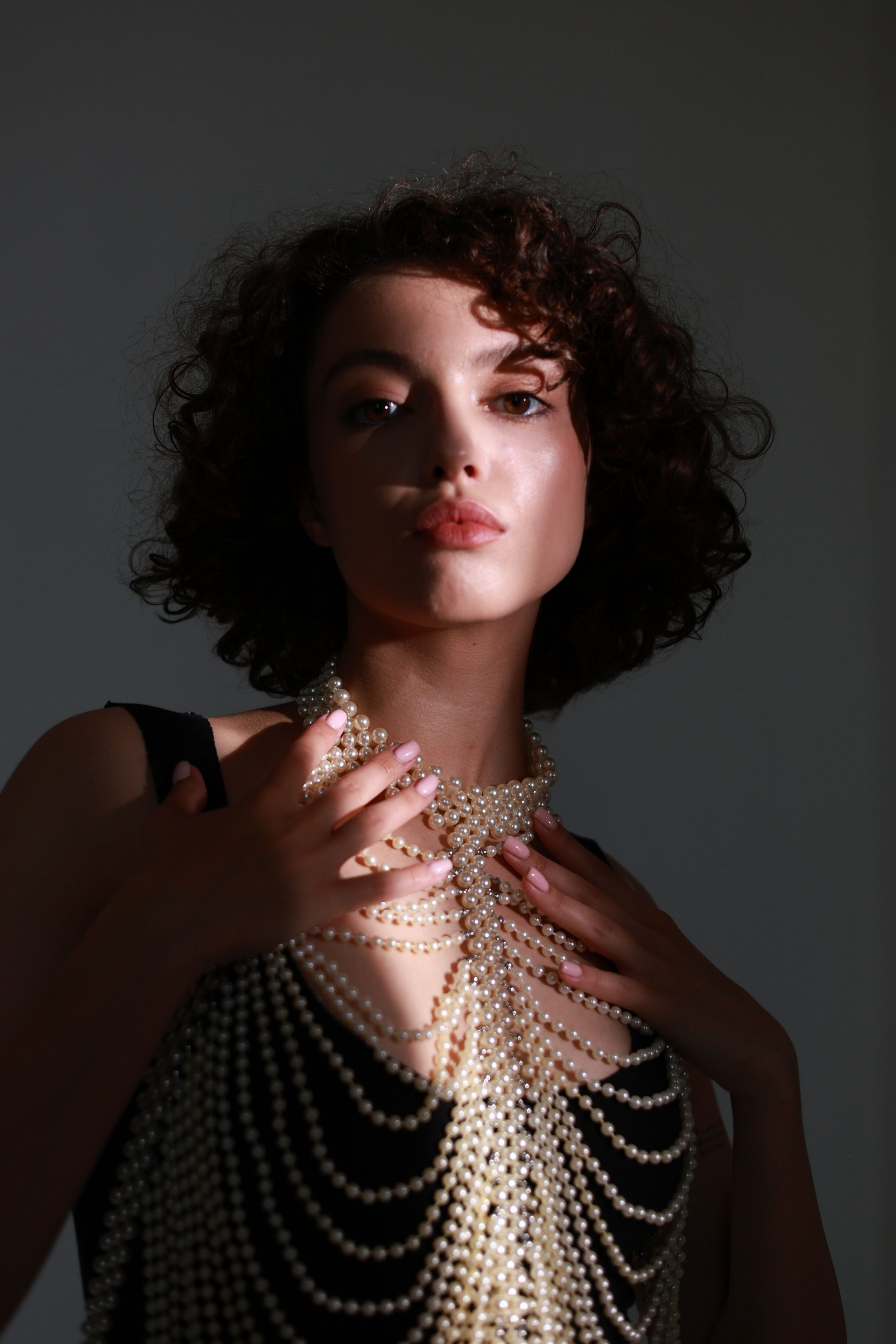 Модель для предметной съемки Анна Ш. С.-Пб| Sale Easy