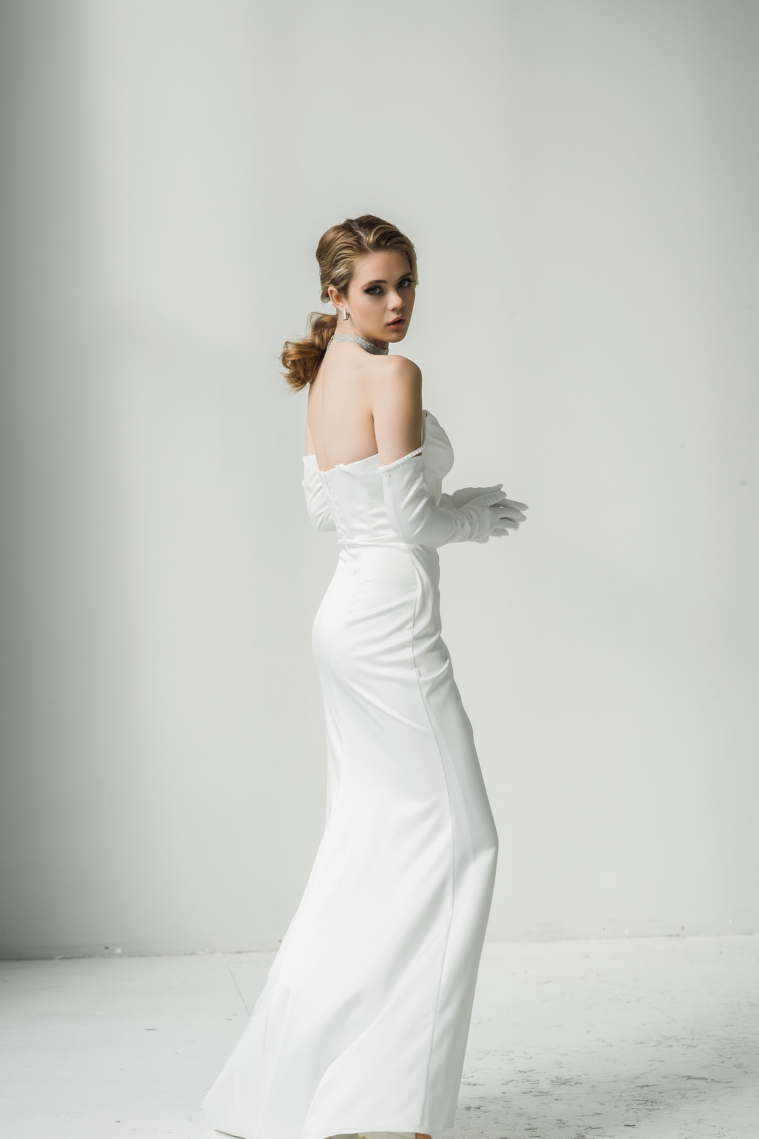 Модель для предметной съемки Владислава Н.Н.| Sale Easy