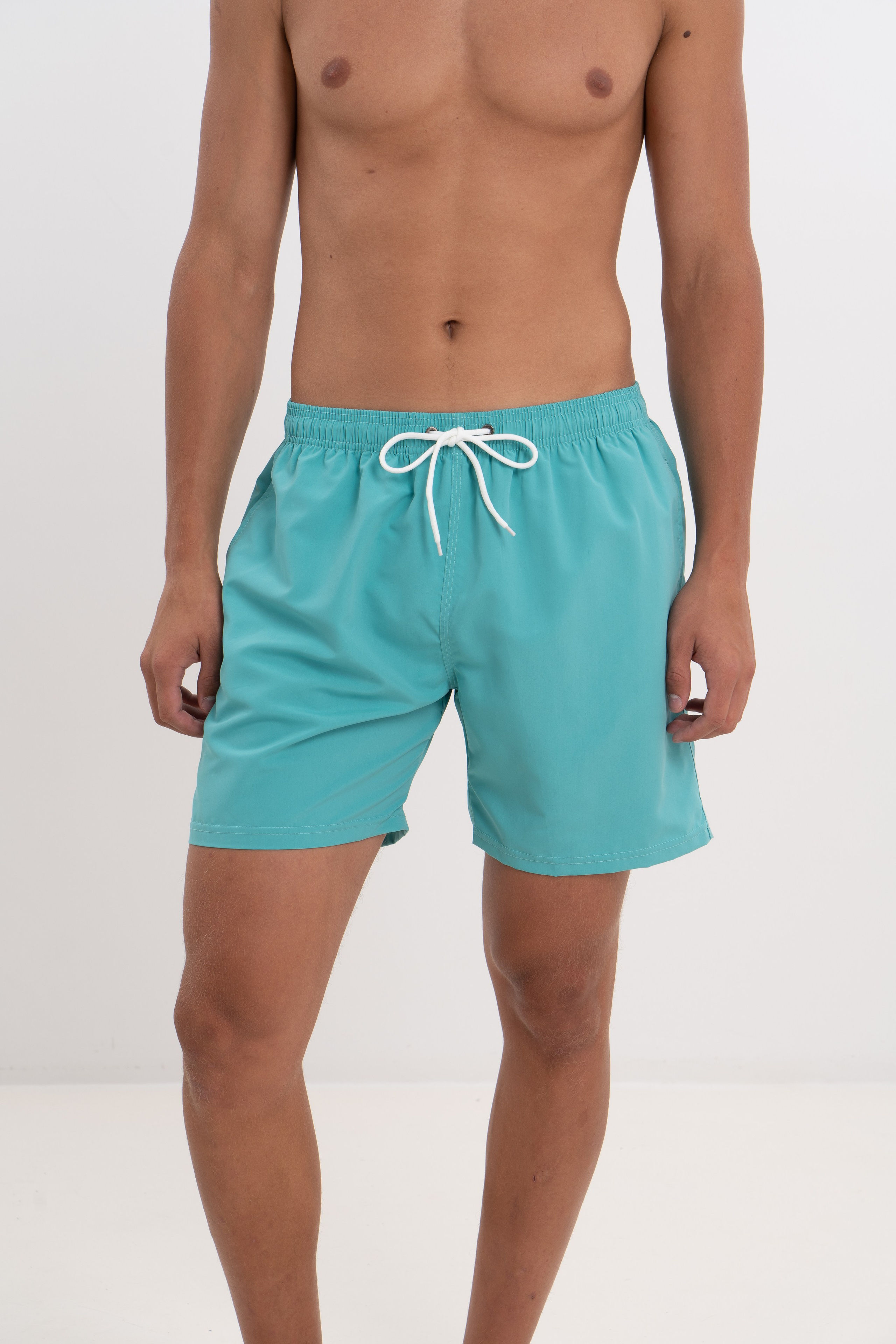 Модель для предметной съемки Эмиль А Казань| Sale Easy