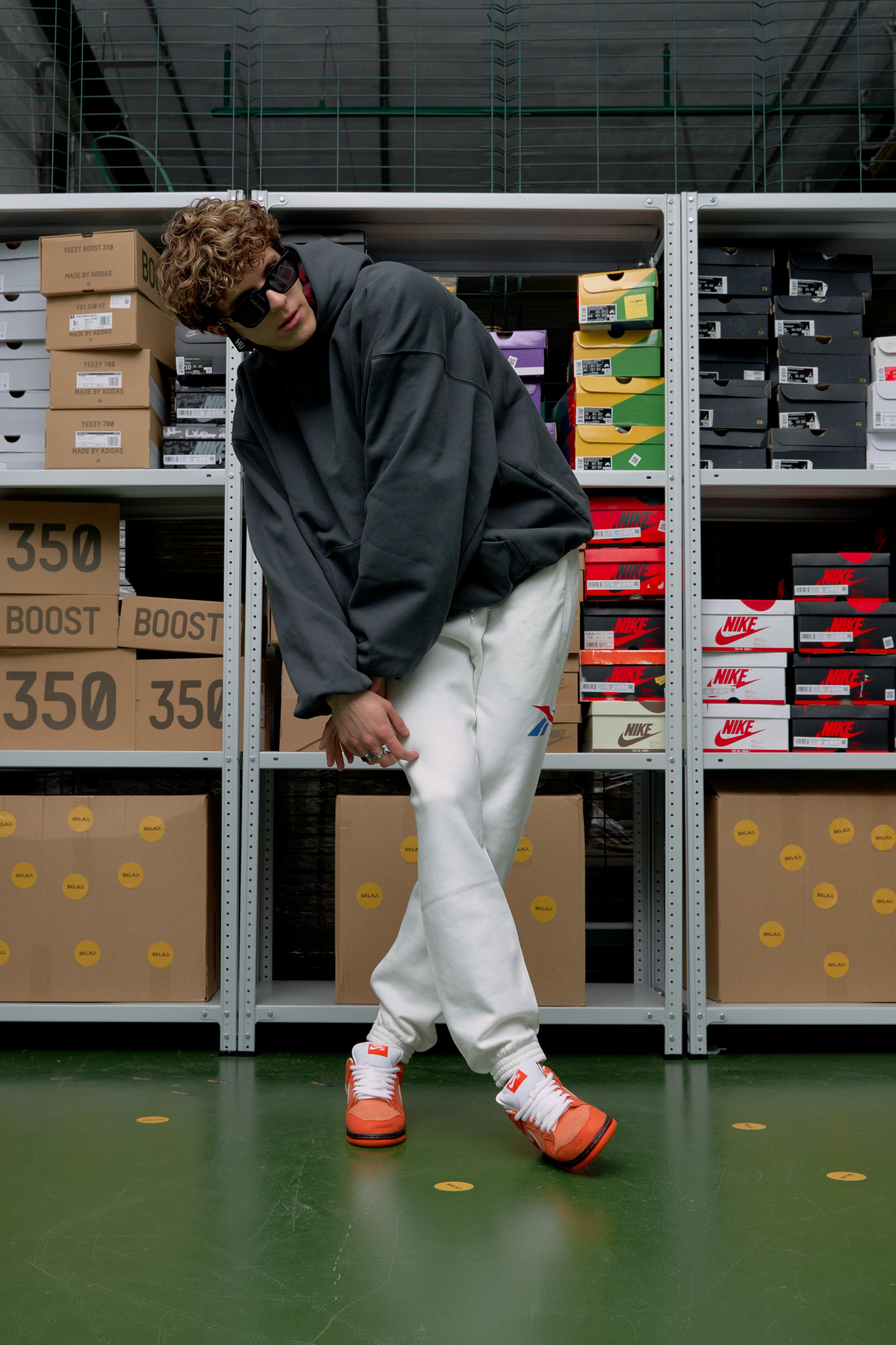 Модель для предметной съемки Дмитрий Д. Москва | Sale Easy