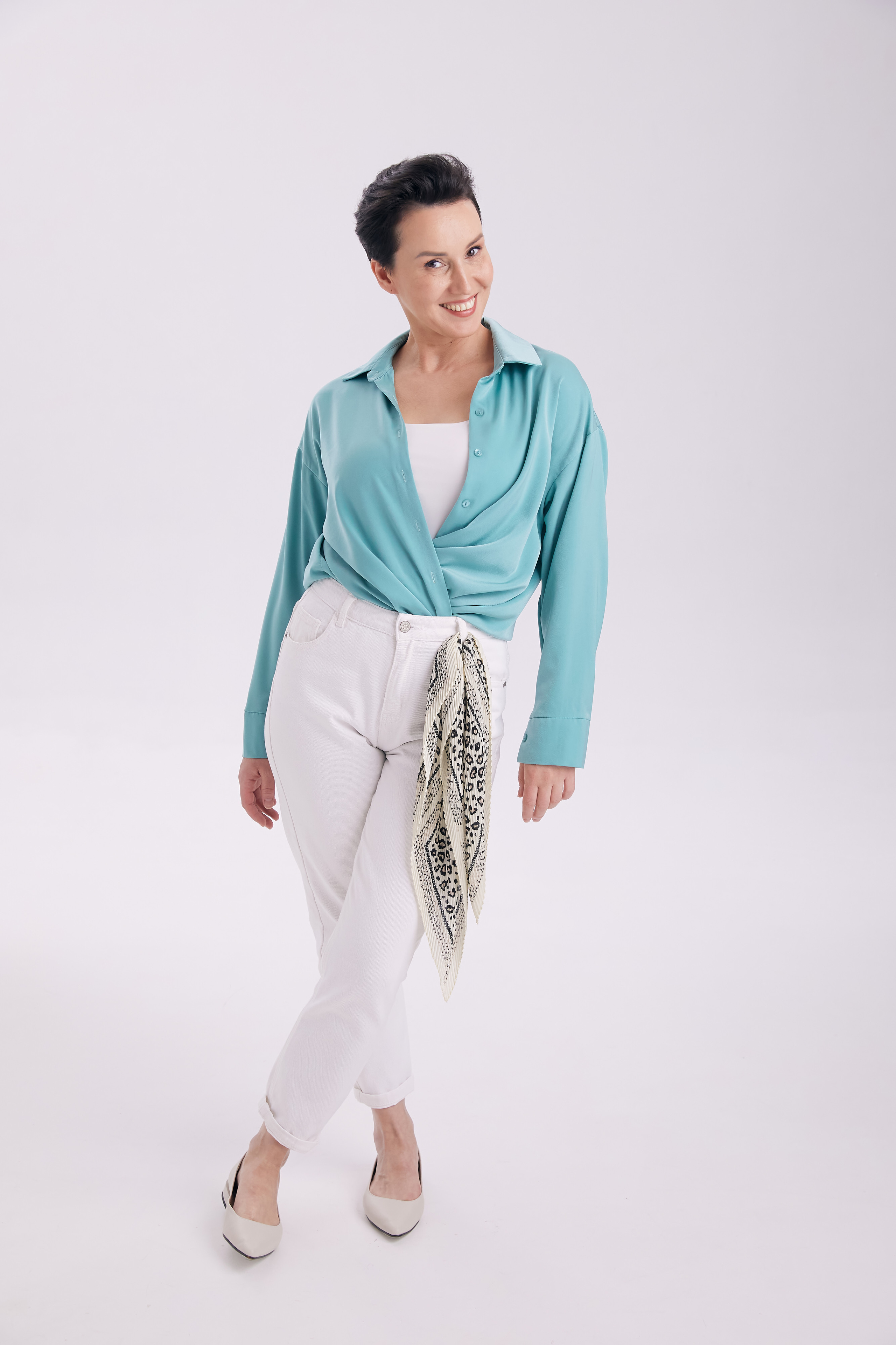 Модель для предметной съемки Ирина В С-Петербург | Sale Easy