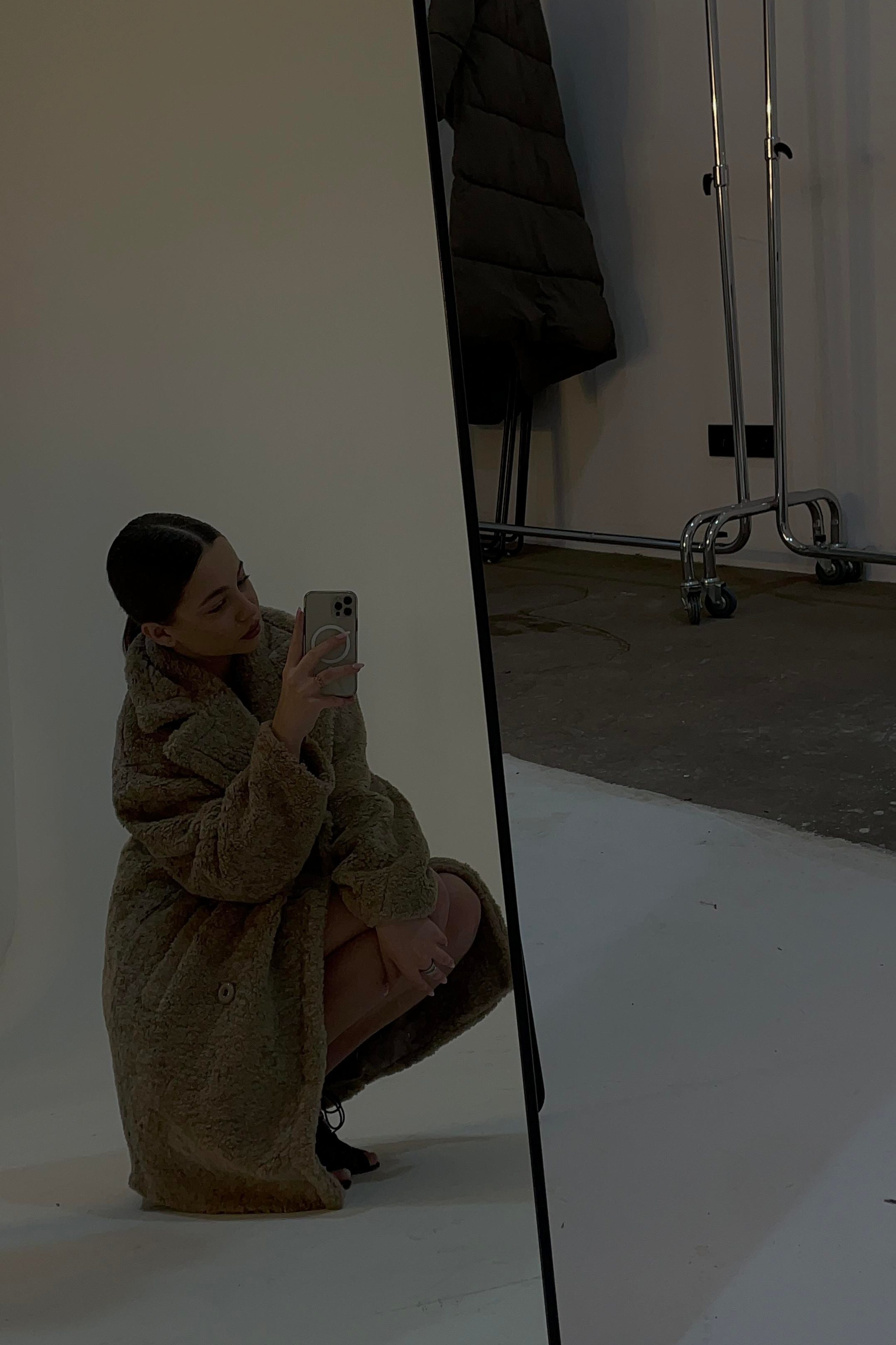 Модель для предметной съемки Кристина Г.Москва| Sale Easy