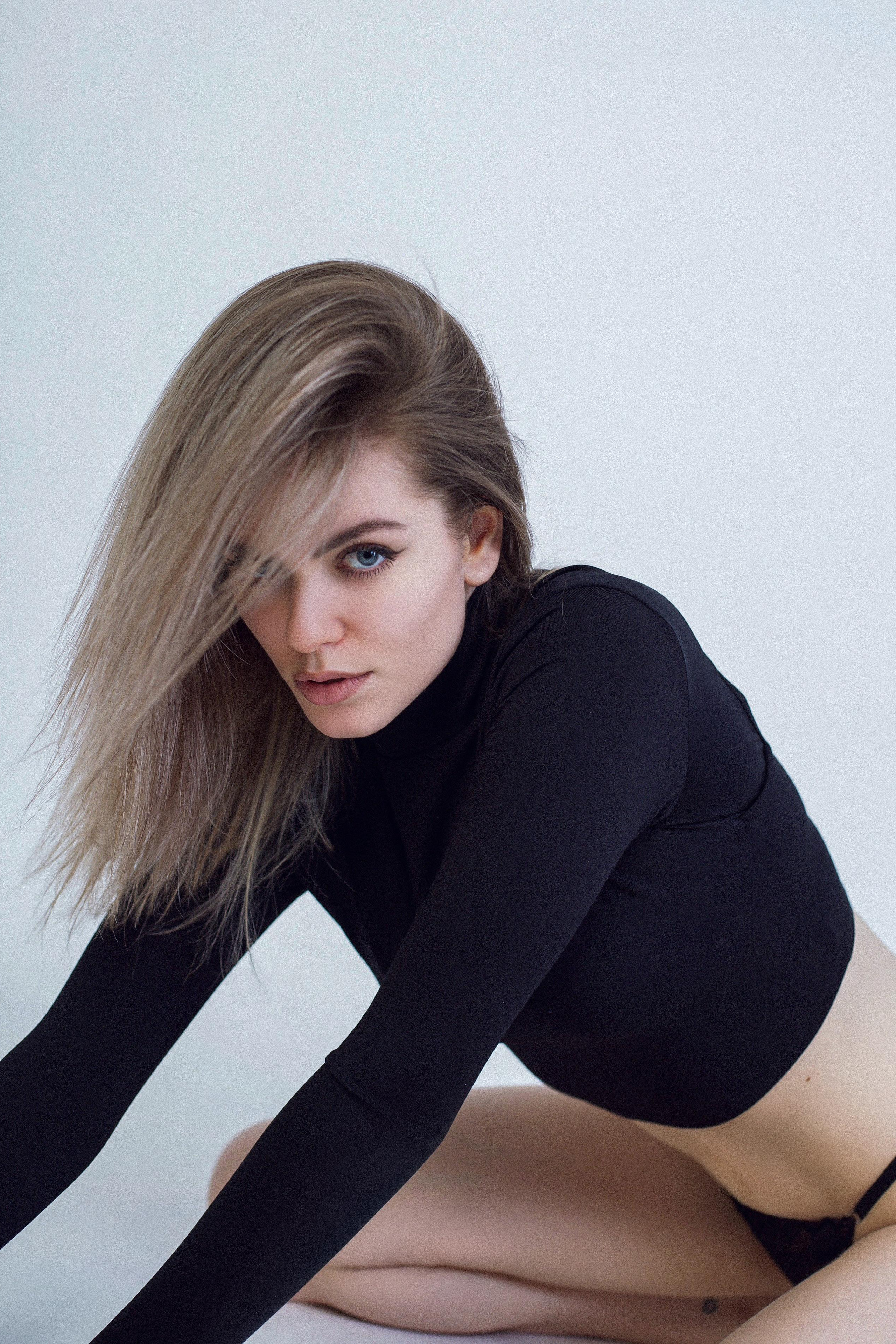 Модель для предметной съемки Эвелина С-Петербург | Sale Easy