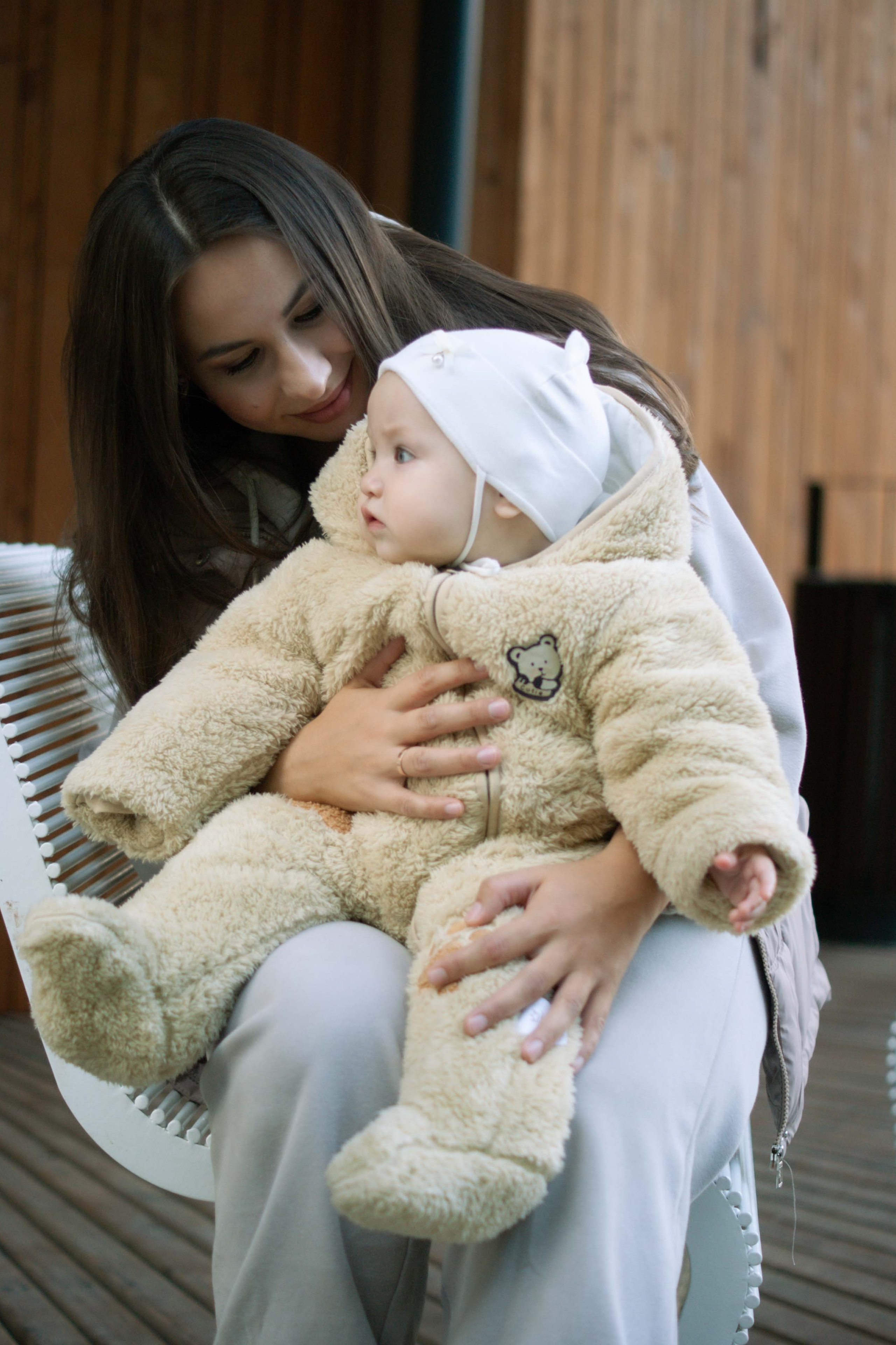 Модель девочка для предметной съемки Амелия Казань| Sale Easy