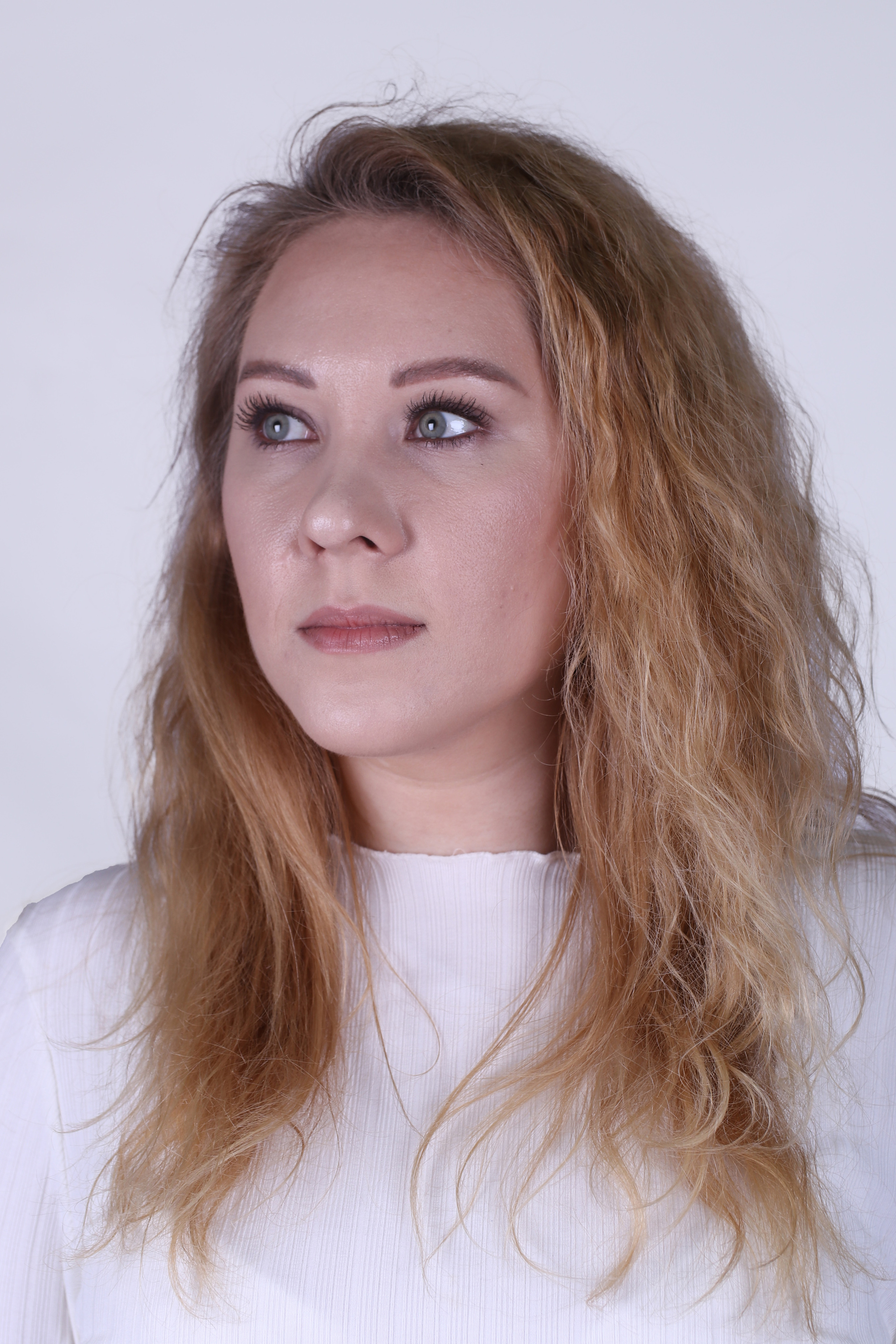 Модель plus size для предметной съемки Алина Д Н.Новгород | Sale Easy