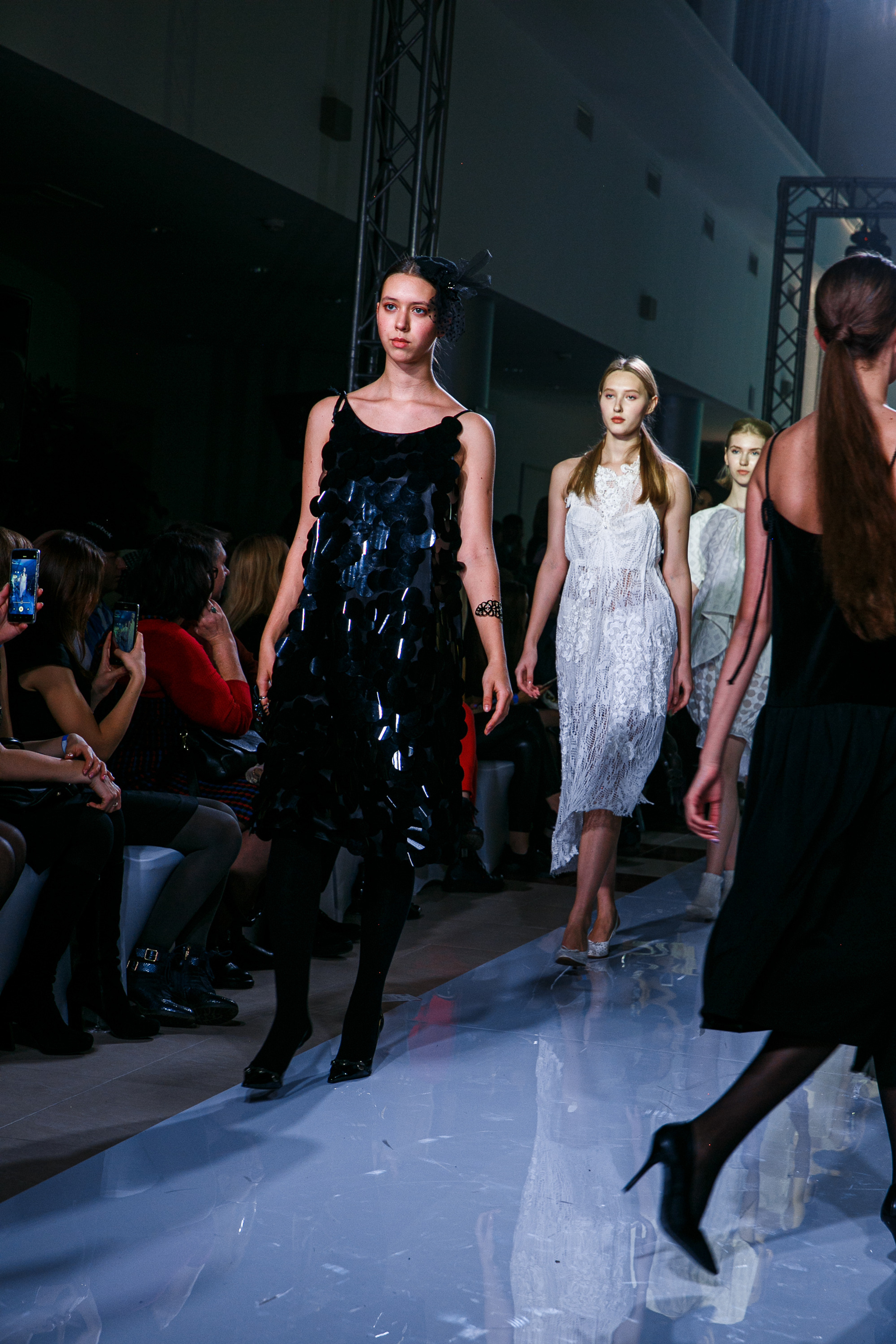 Модель для предметной съемки Алина Казань| Sale Easy