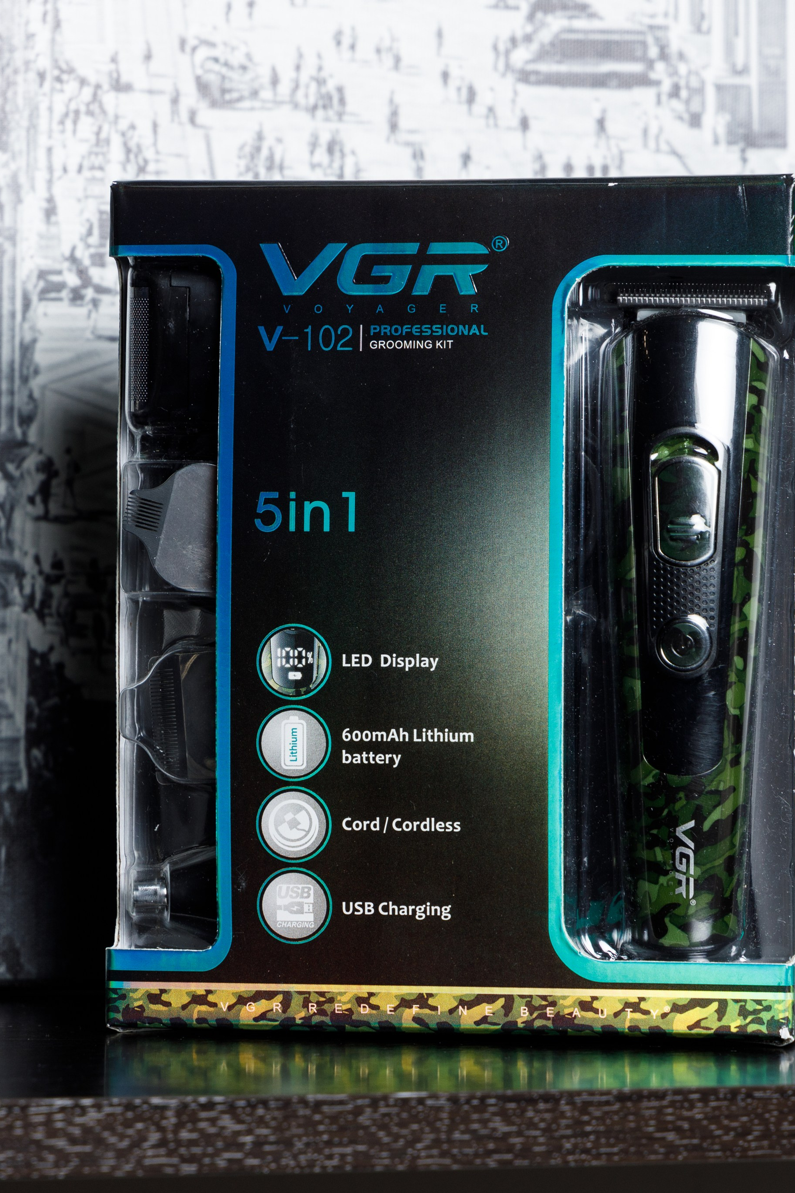 Профессиональная съемка техники, которая делает акцент на дизайне и инновациях.