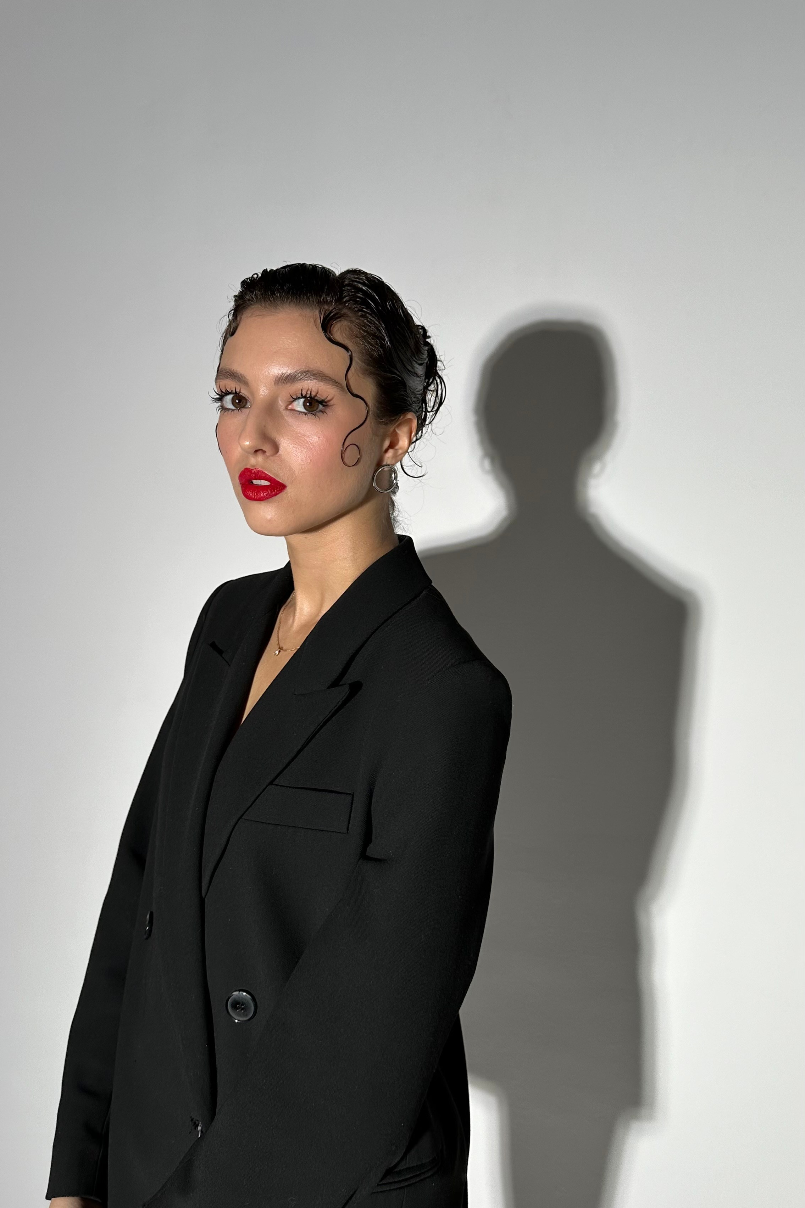 Модель для предметной съемки Анна Ш. С.-Пб| Sale Easy