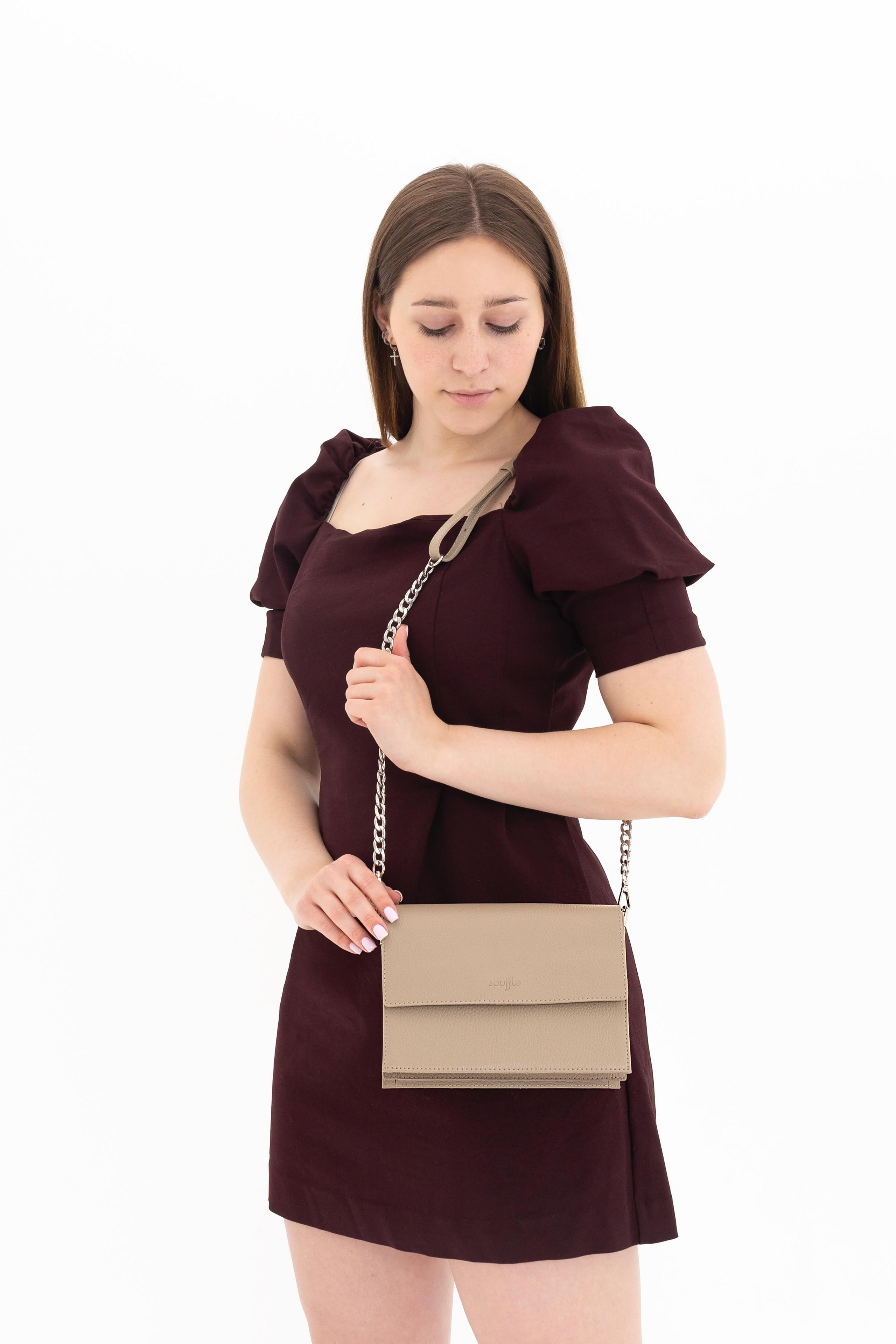 Модель plus size для предметной съемки Нина Москва | Sale Easy