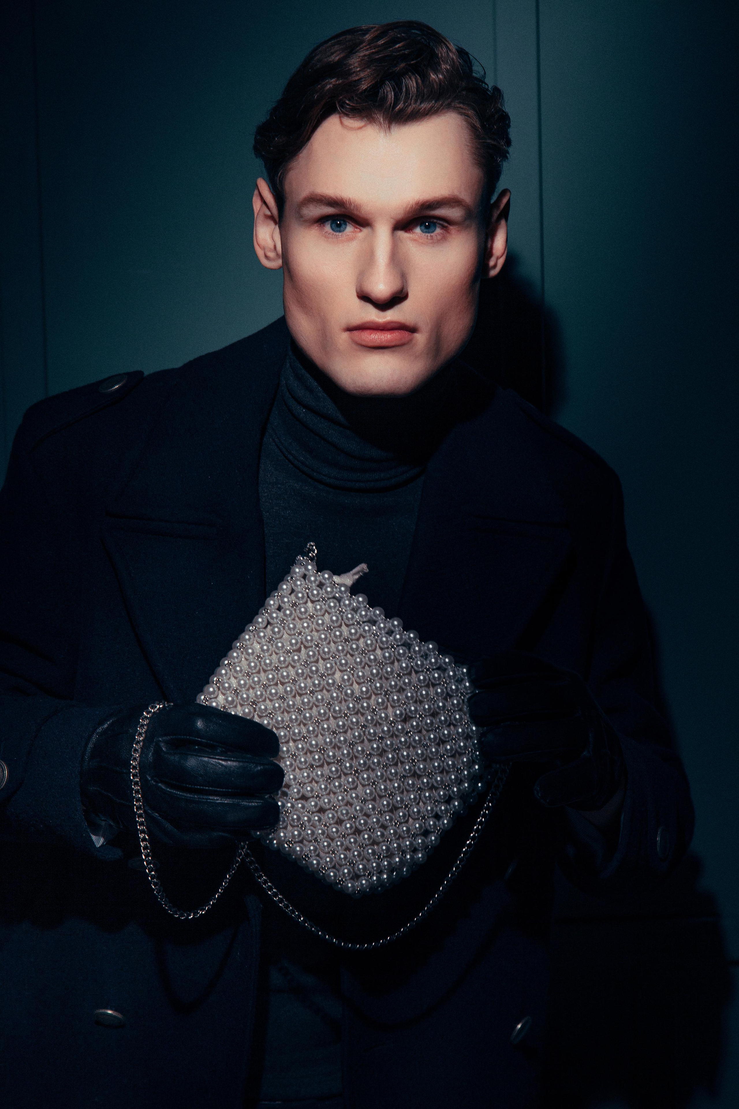 Модель для предметной съемки Илья АА Москва | Sale Easy