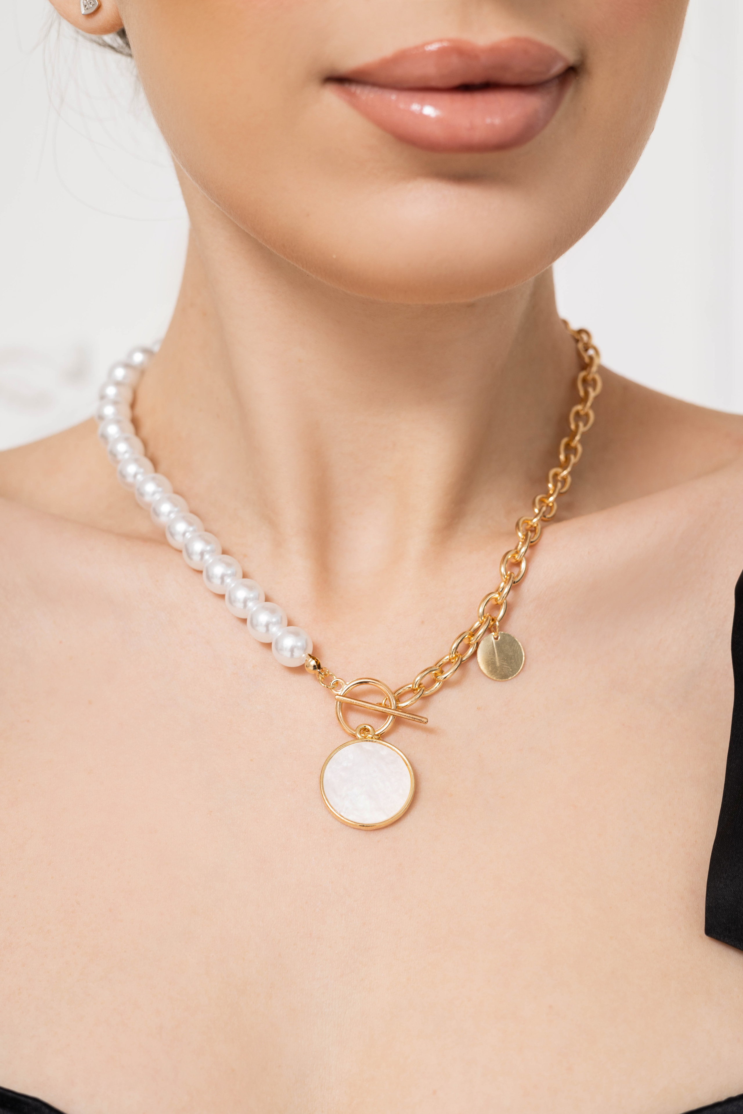 Модель для предметной съемки Олеся 1 Н.Новгород | Sale Easy