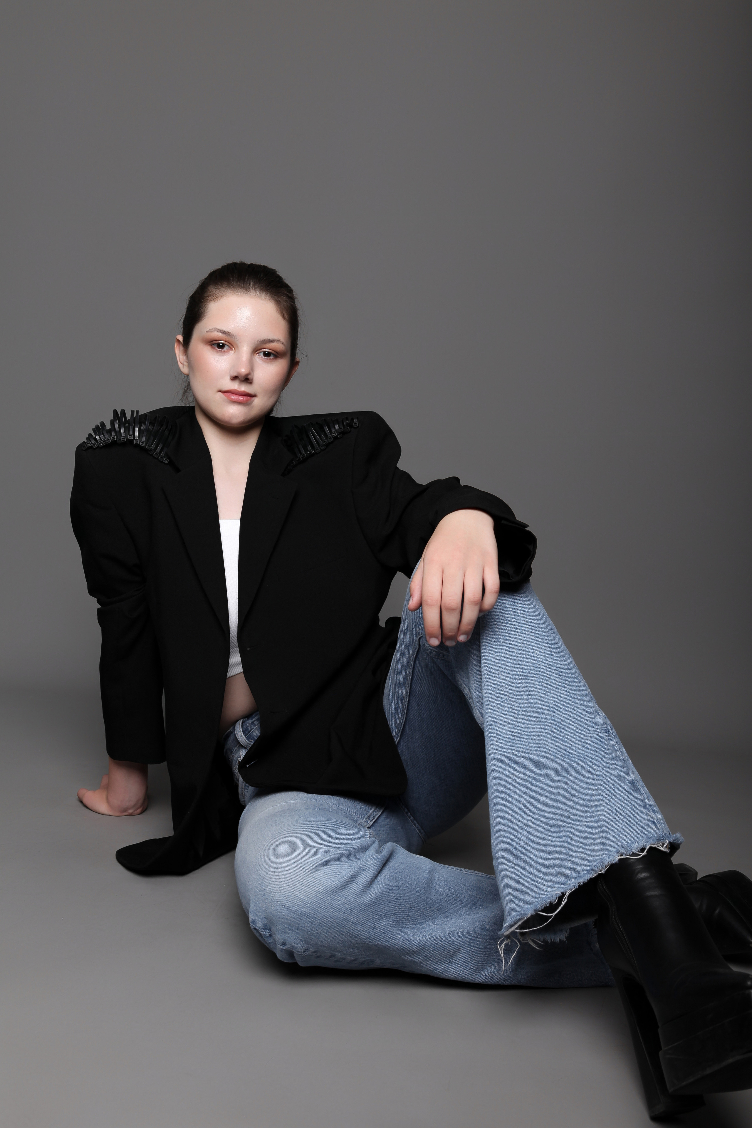 Модель для предметной съемки Виктория З Новосибирск| Sale Easy