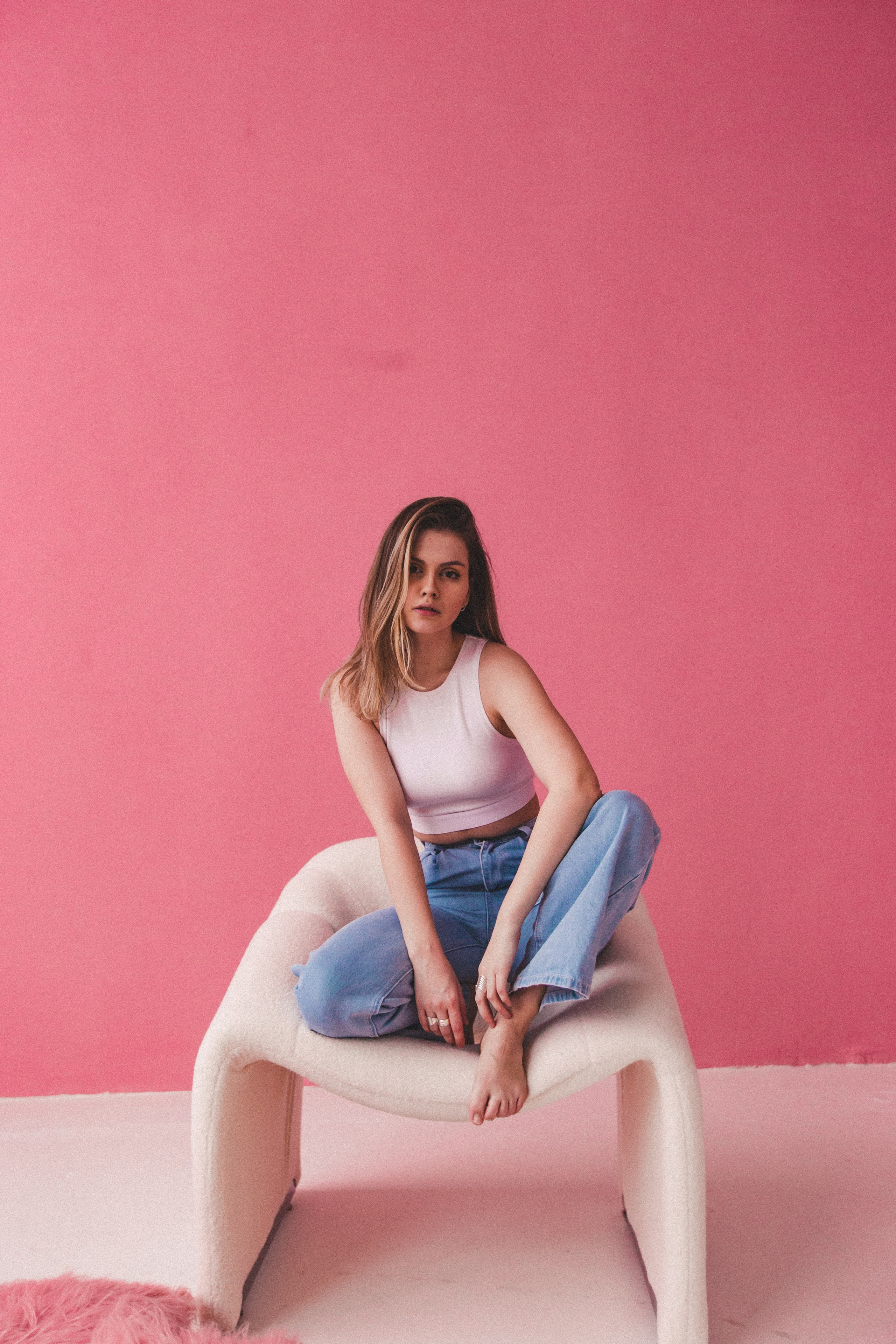 Модель для предметной съемки Анна Ф. Н.Н.| Sale Easy