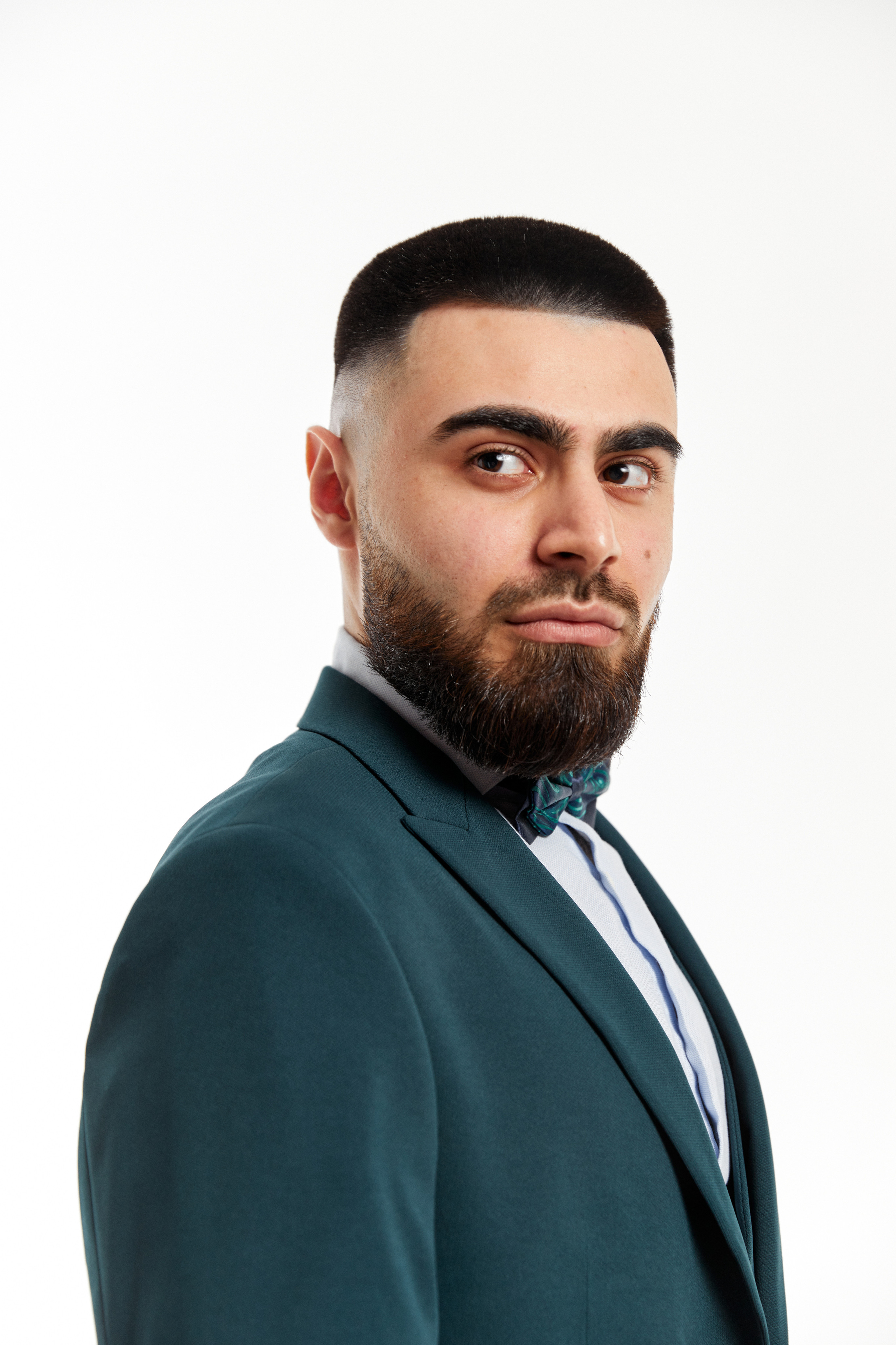 Модель для предметной съемки Амир Н.Новгород | Sale Easy