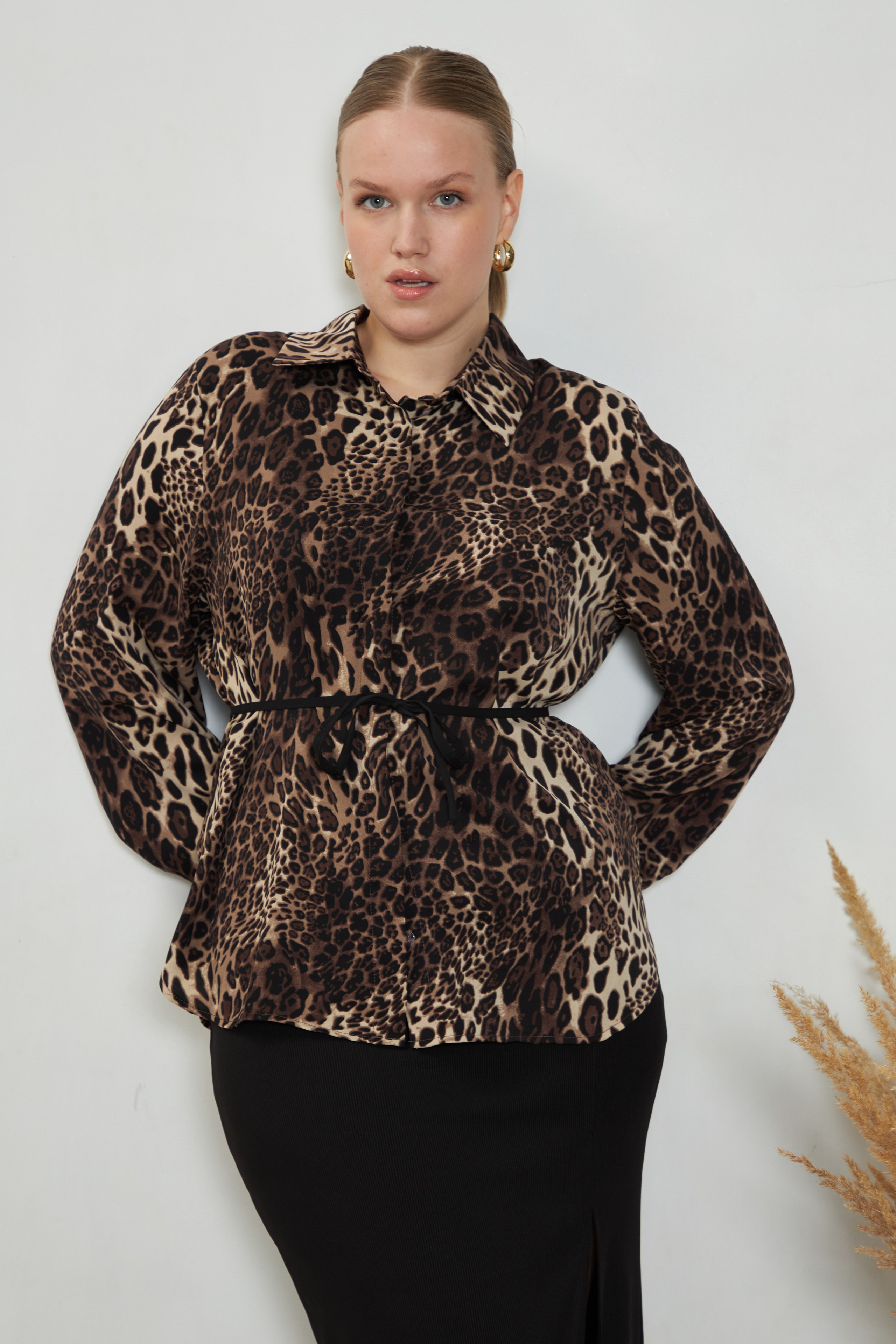 Модель plus size для предметной съемки Василиса Б. Москва | Sale Easy