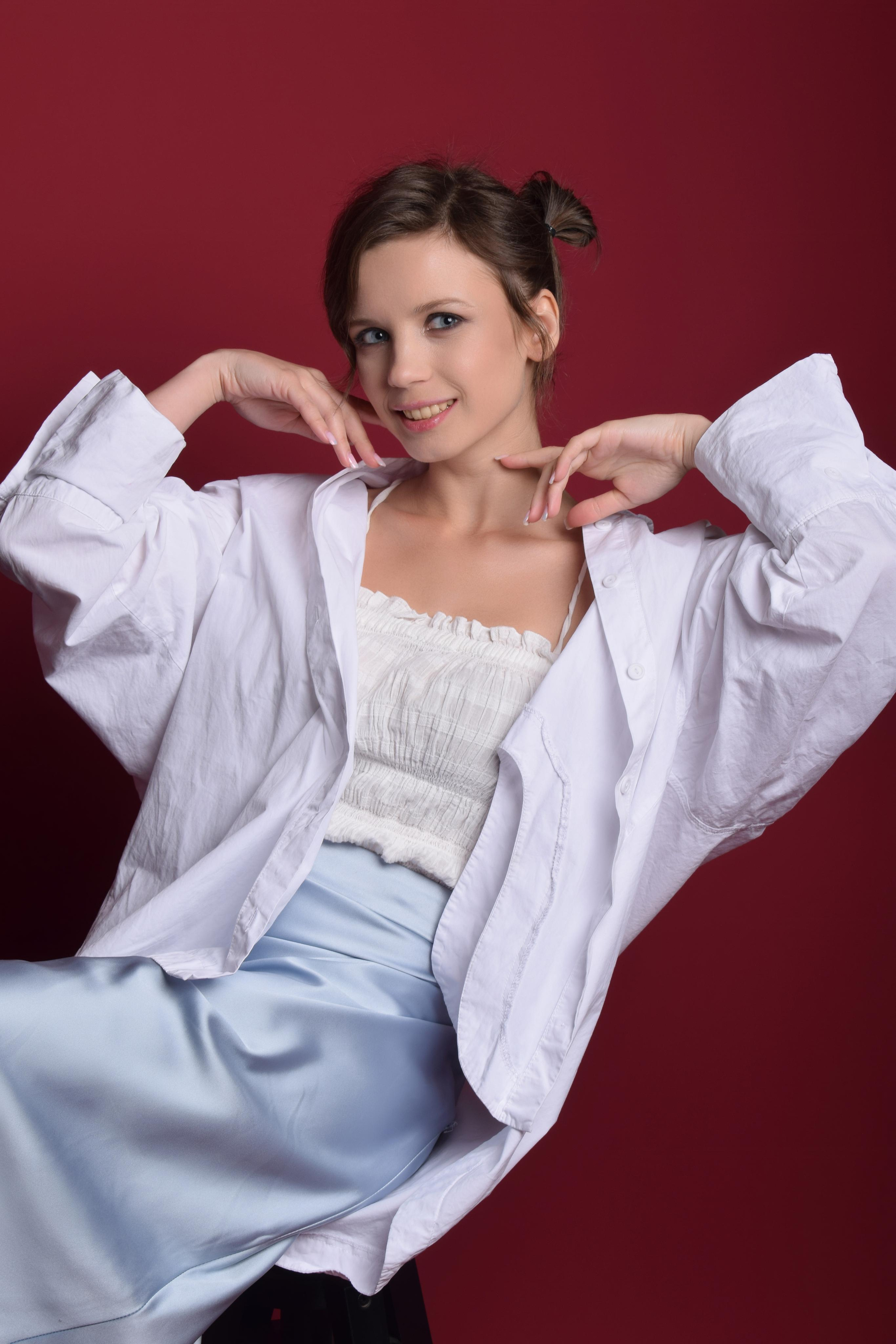 Модель для предметной съемки Вероника В С-Петербург | Sale Easy