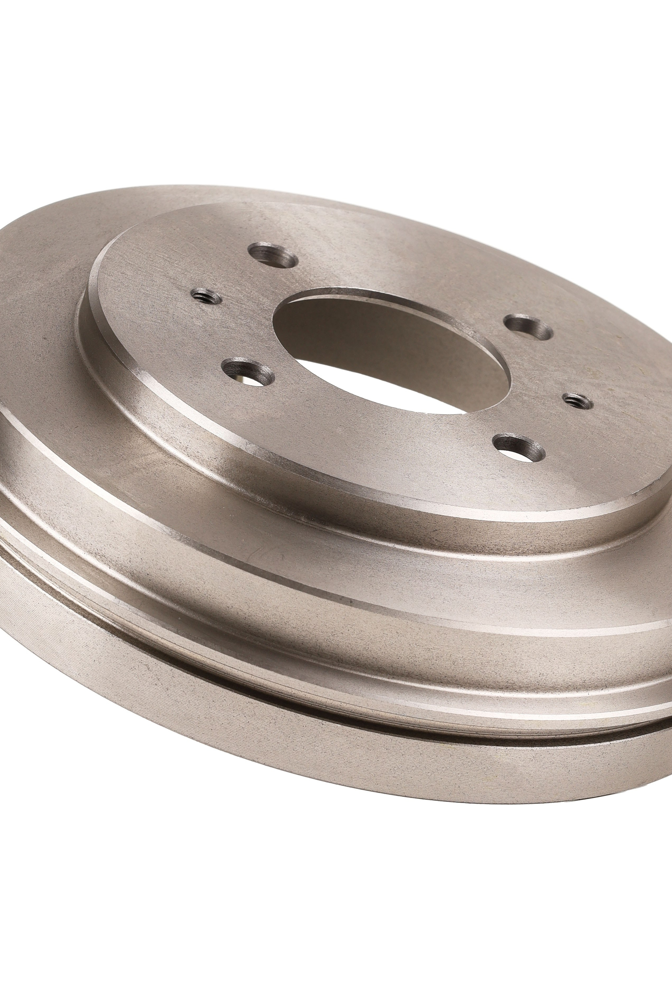 Профессиональная предметная съемка автотоваров для создания точного визуального контента.