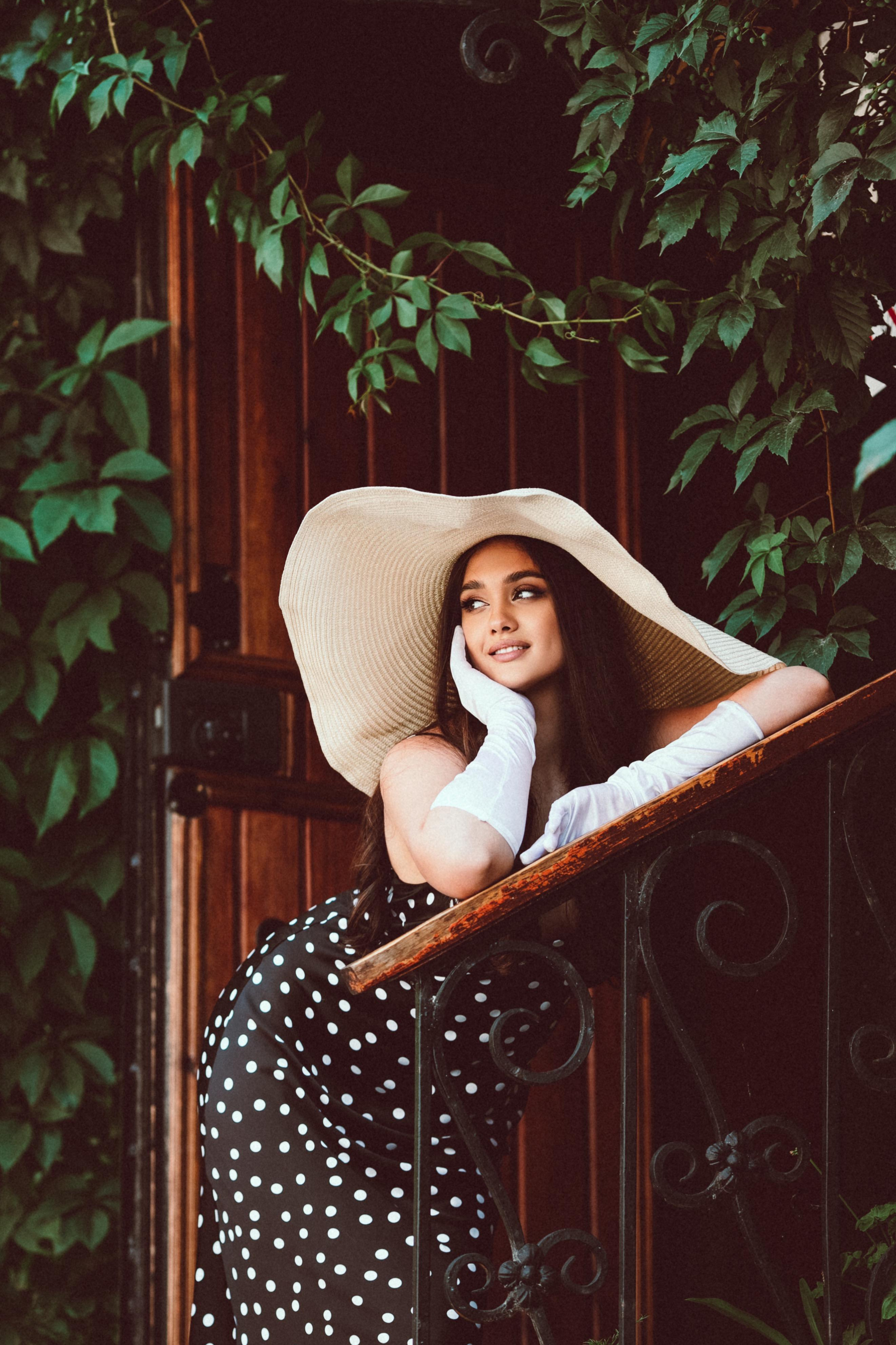 Модель plus size для предметной съемки Елизавета Е. Москва | Sale Easy