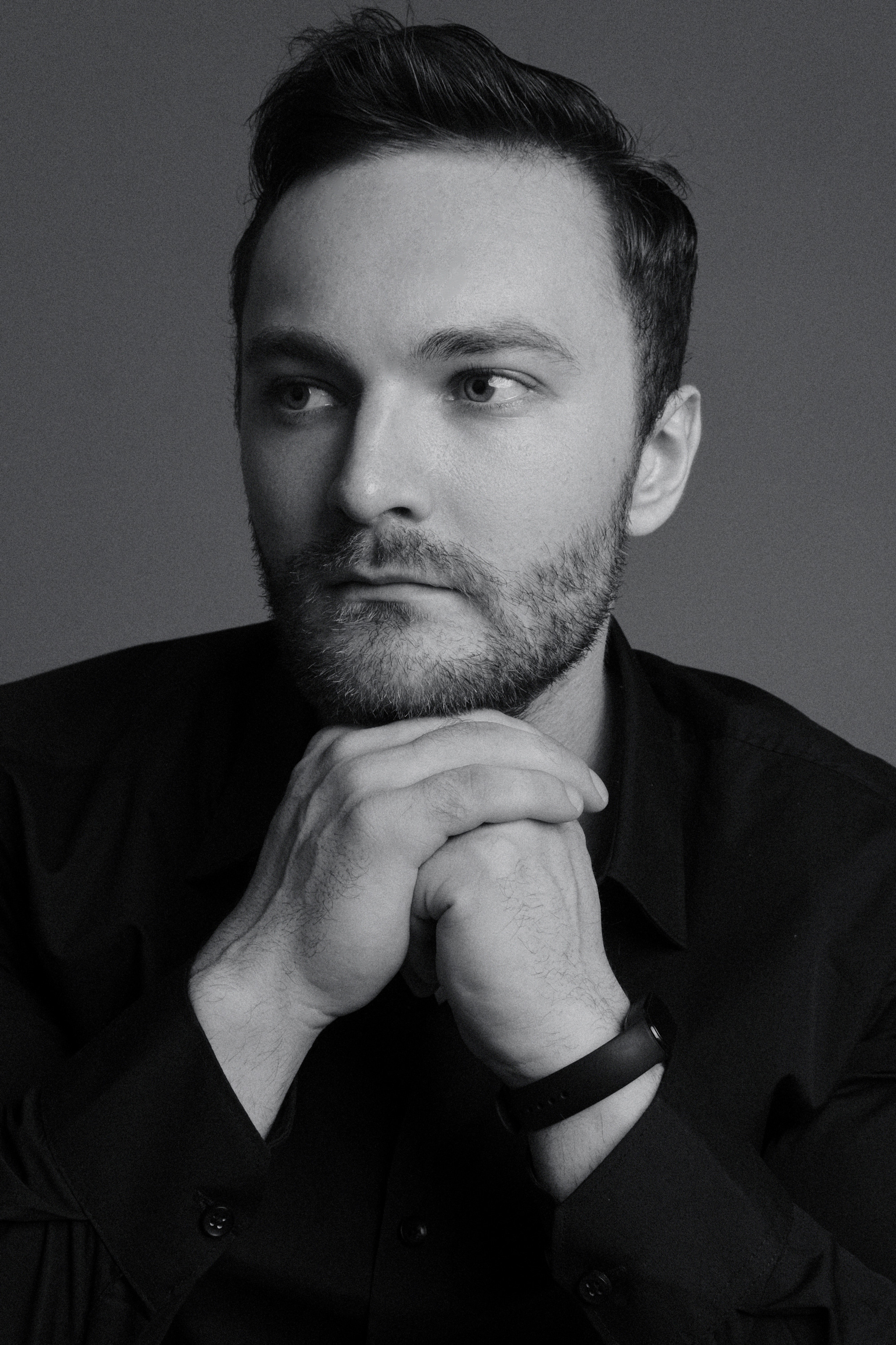 Модель для предметной съемки Роман А. Москва | Sale Easy