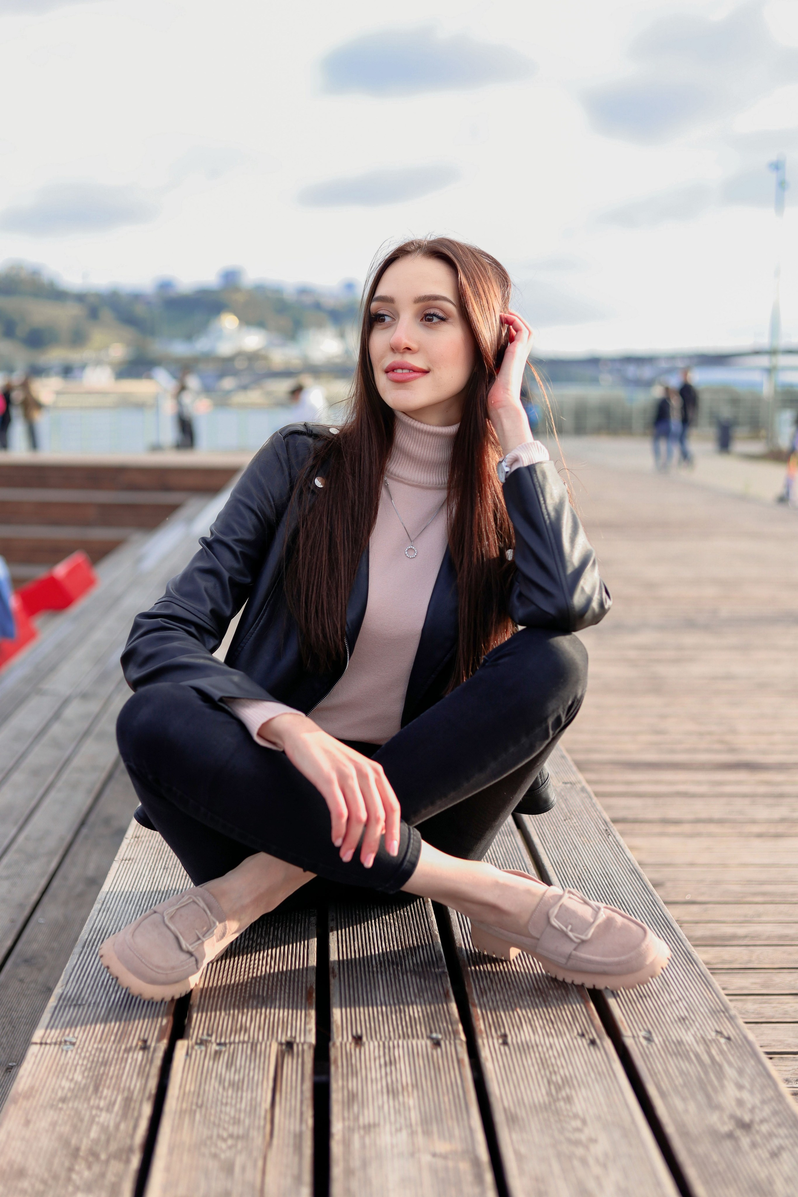 Модель для предметной съемки Юлия А. Н.Новгород| Sale Easy