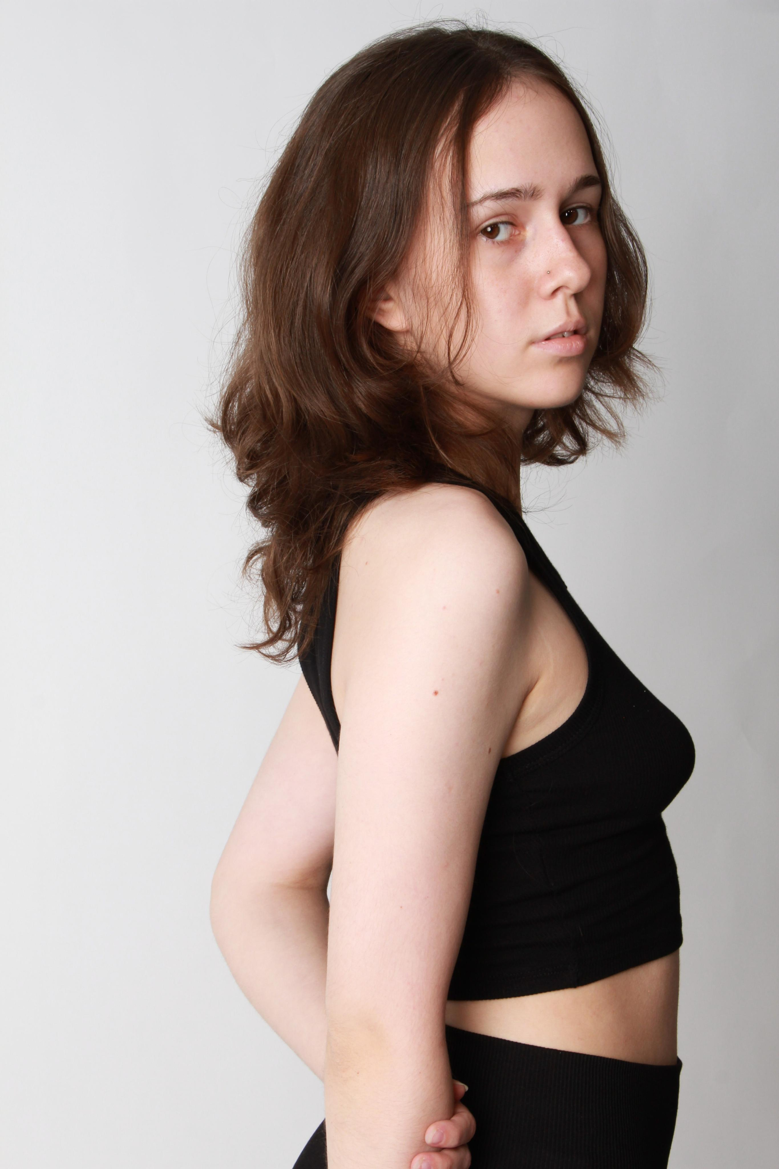 Модель для предметной съемки Валерия Г Новосибирск| Sale Easy