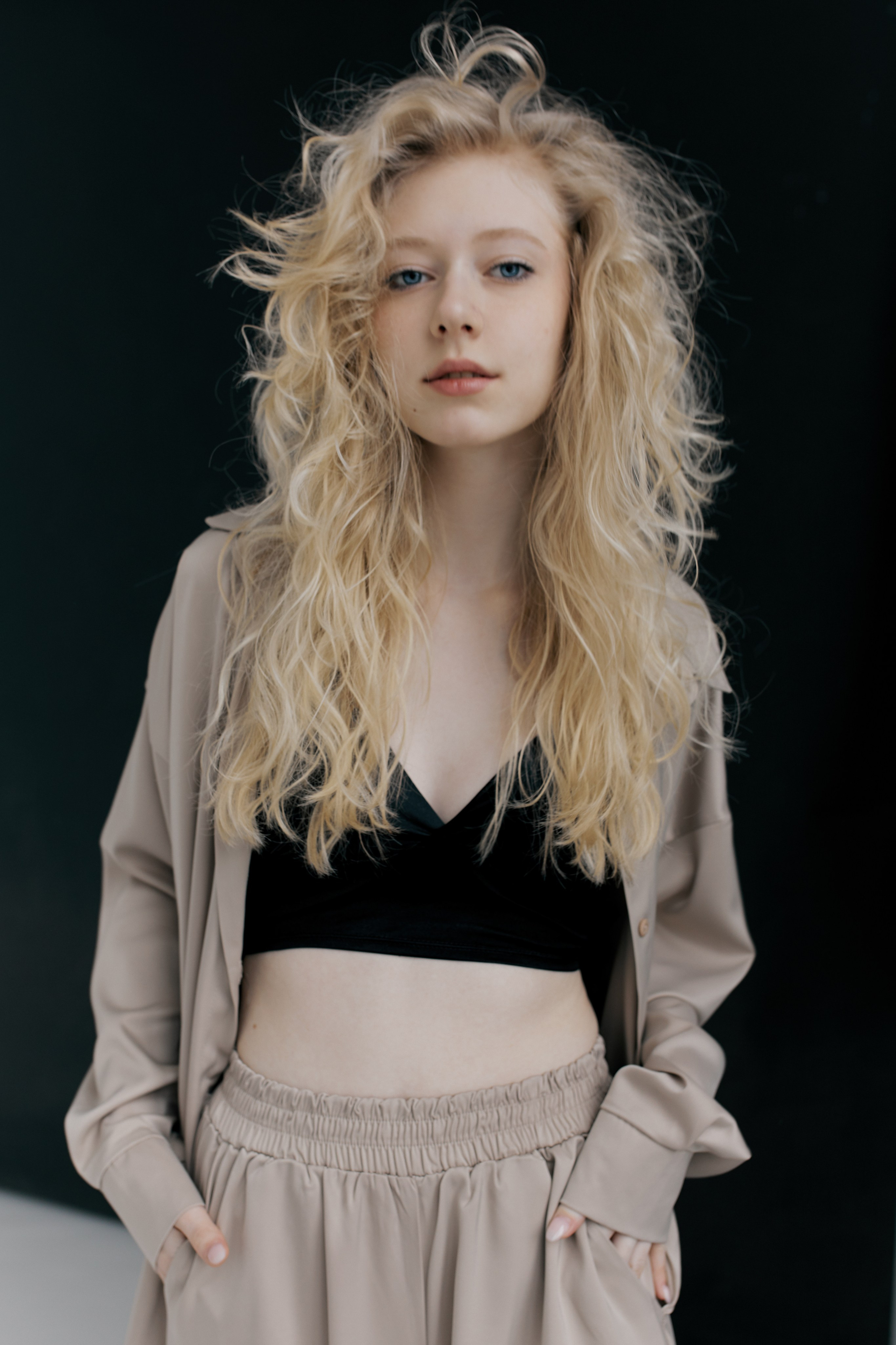 Модель для предметной съемки Вера А. Н.Н.| Sale Easy